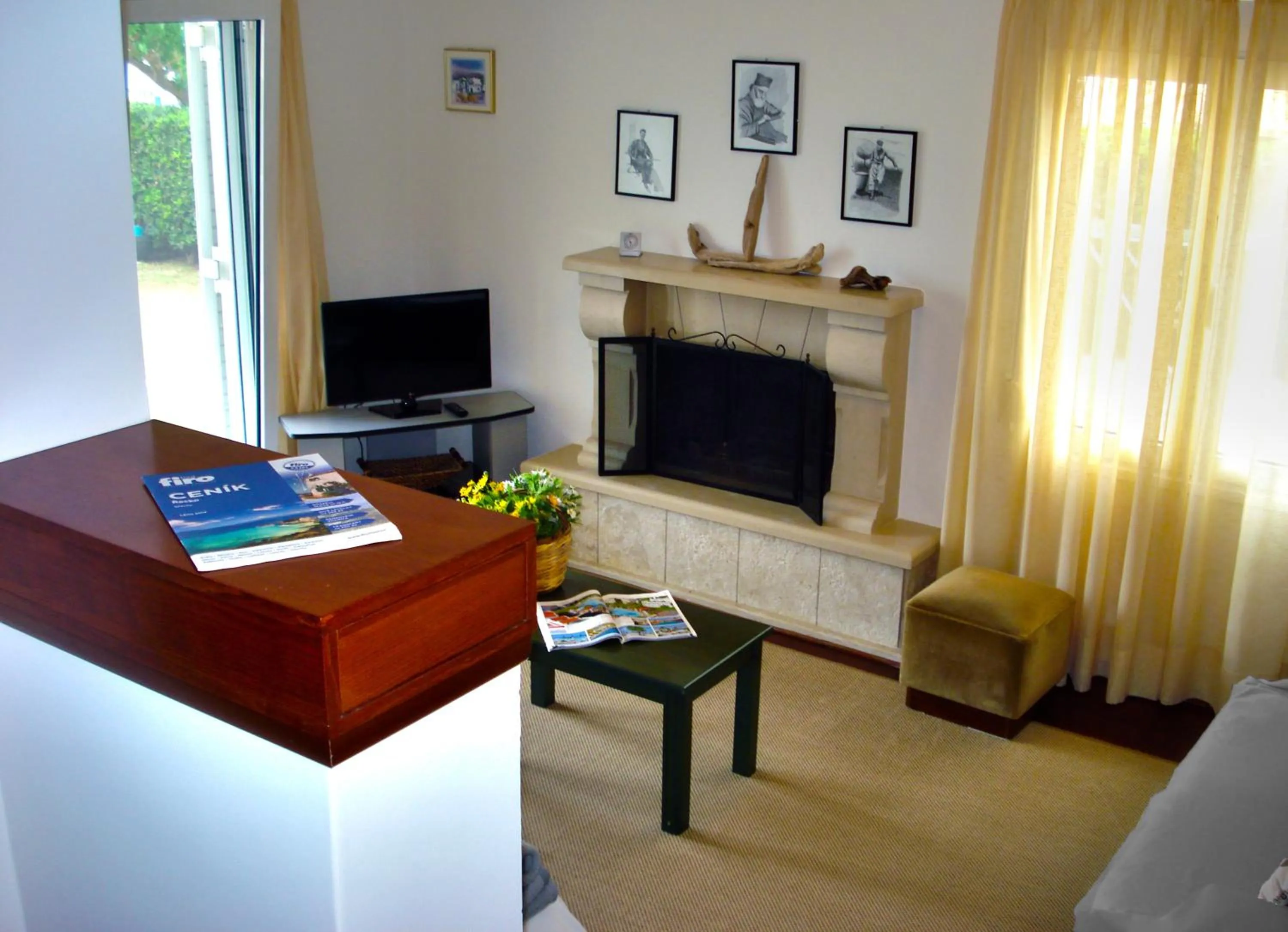 Decorative detail in Elina Apartments Gouves