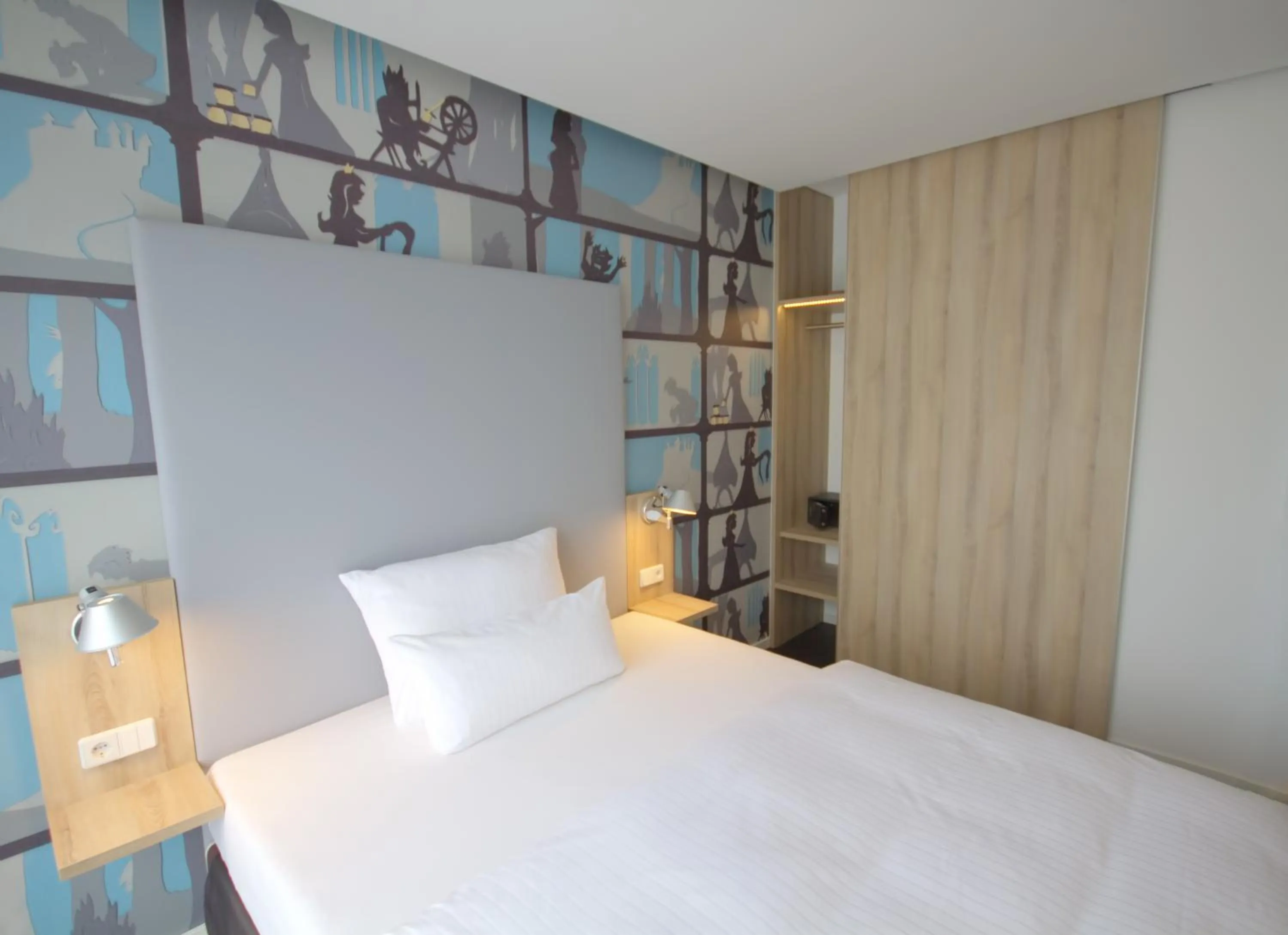 Bedroom, Bed in Grimm's Potsdamer Platz