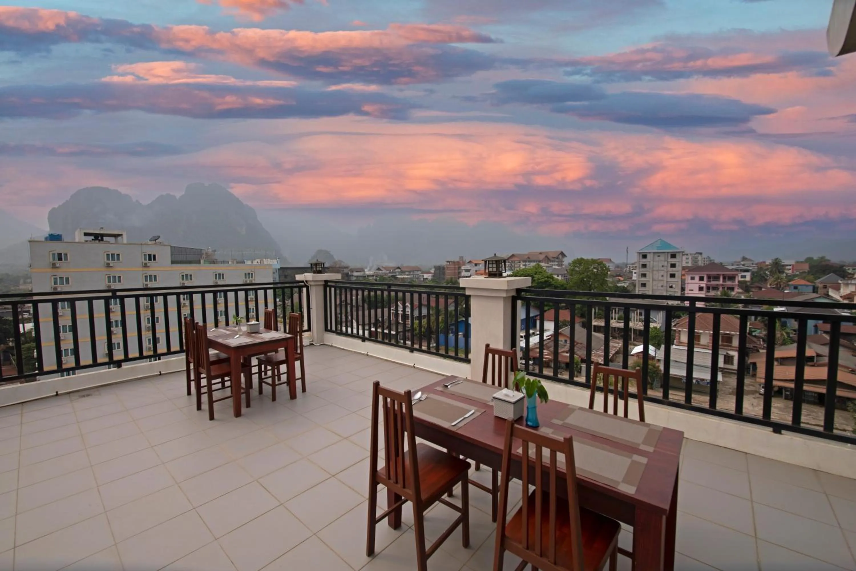 City view in Sisombat Plaza Hotel