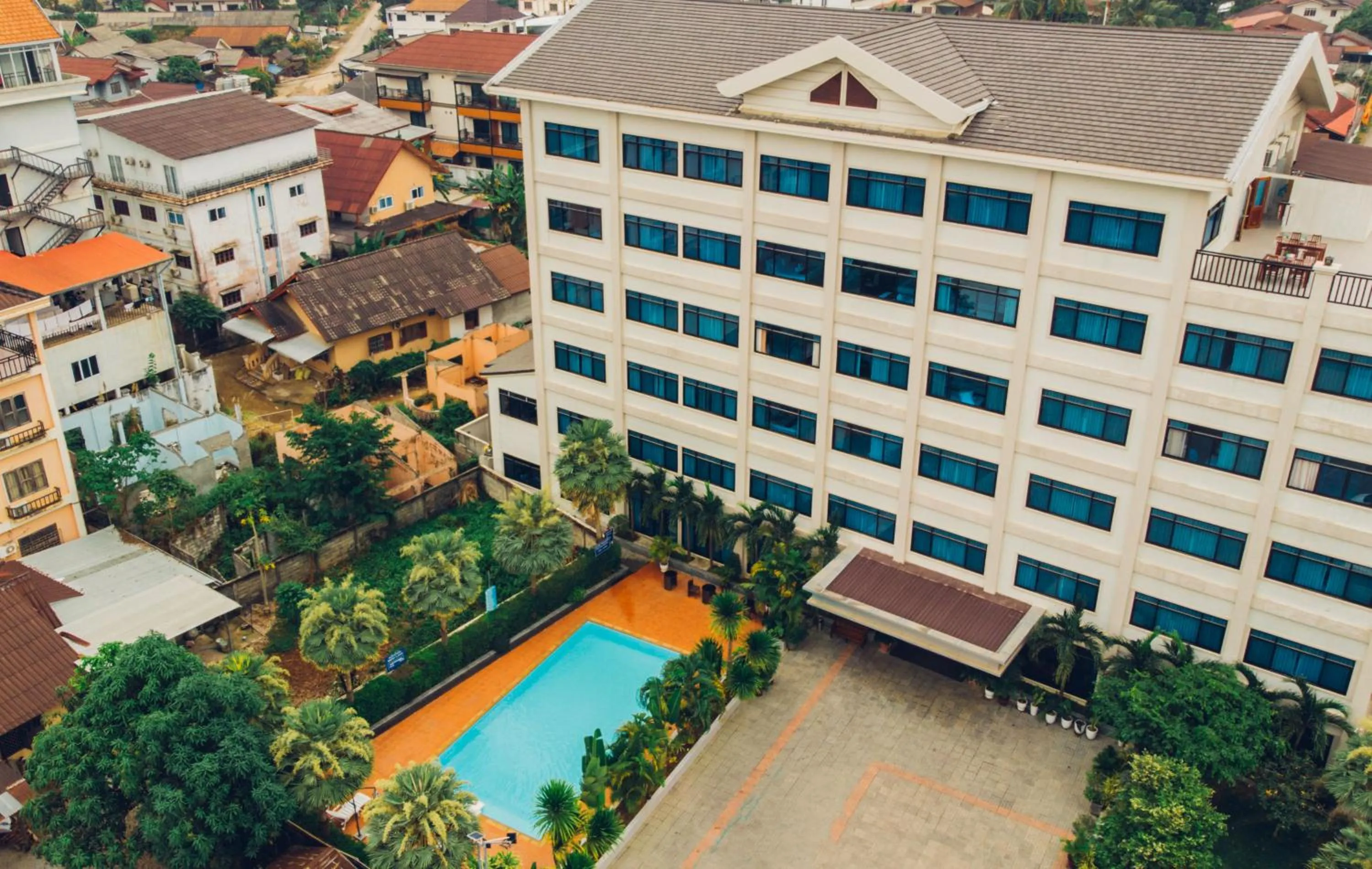 Property building in Sisombat Plaza Hotel