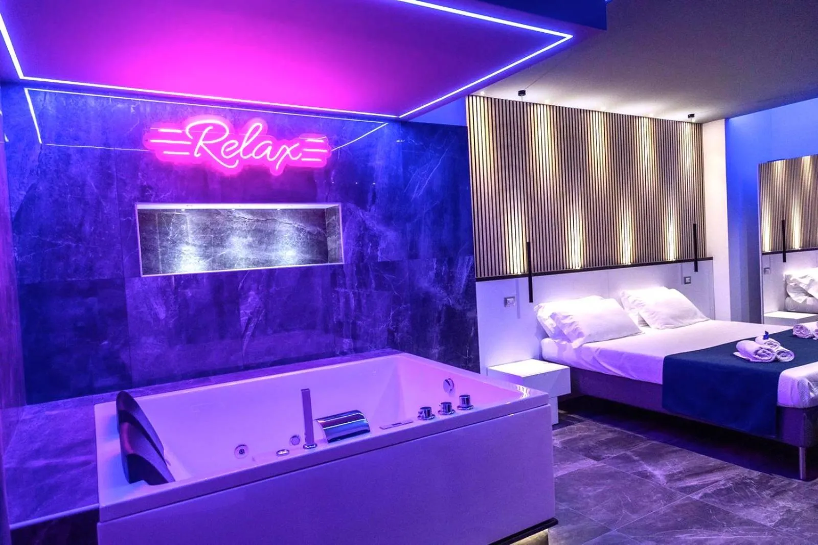 Photo of the whole room, Bed in B&B Del Centro e SPA