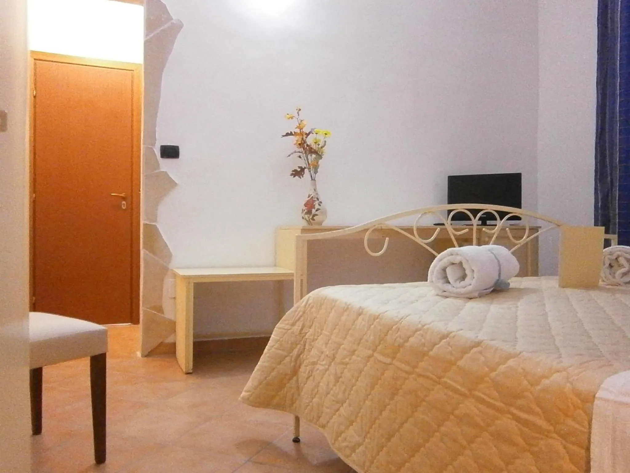 Bedroom, Bed in B&B La Rosa Lampedusa