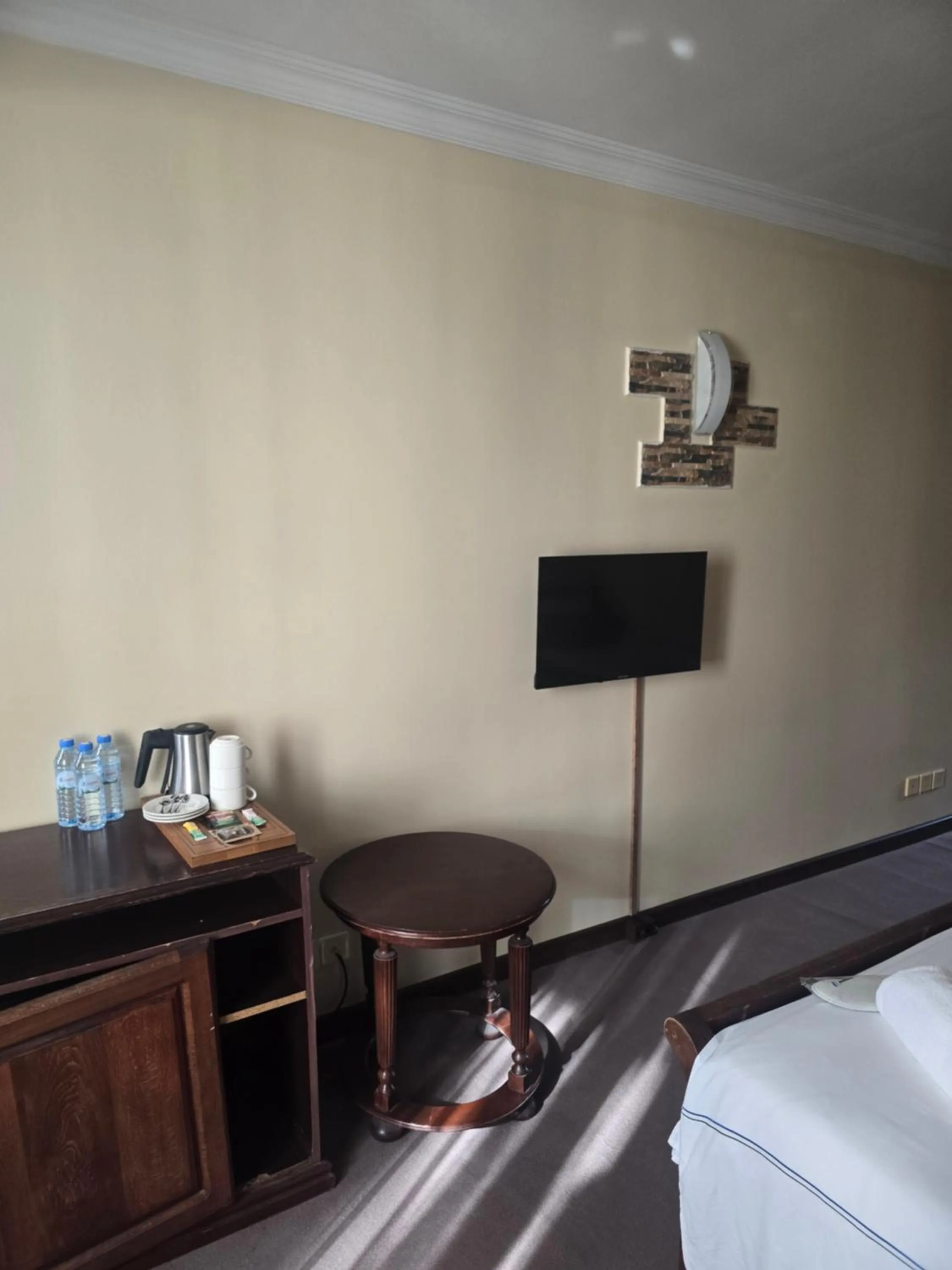TV and multimedia, Bed in Ritsa Boutique Hotel