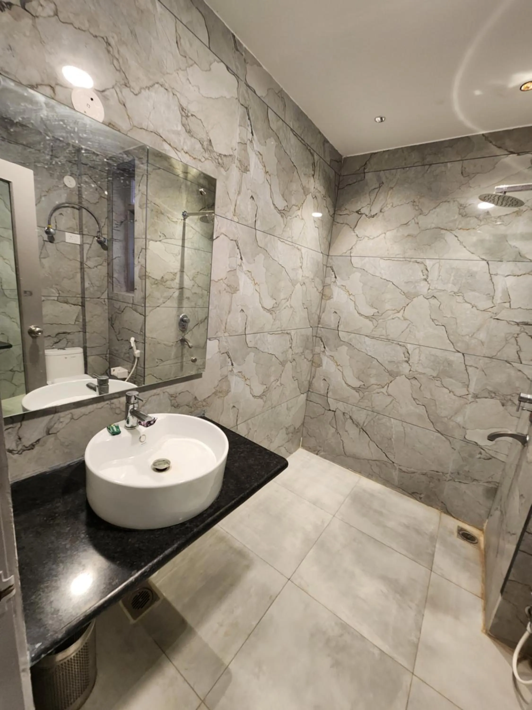 Bathroom in Square 9 Inn - A Boutique Hotel