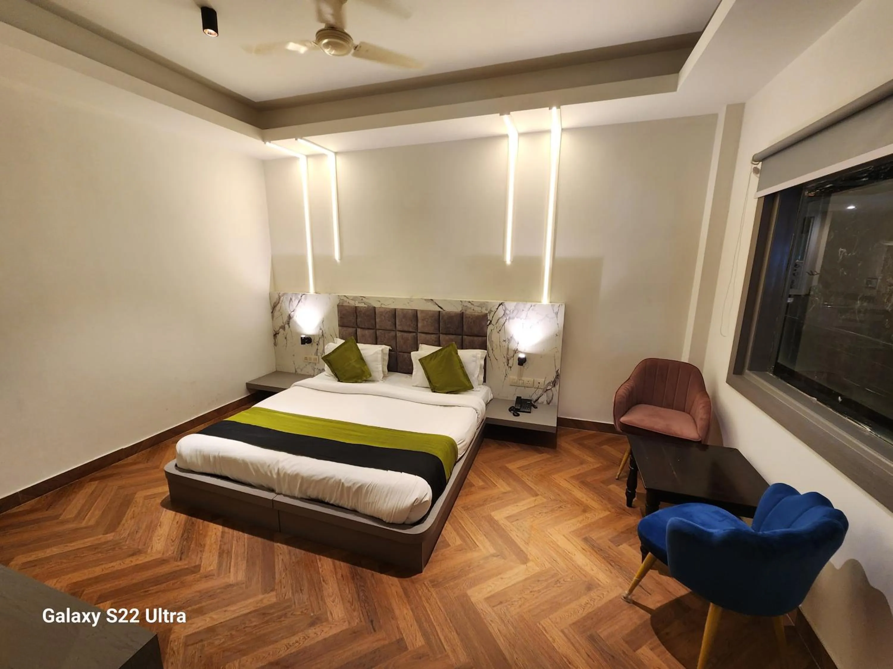 Bed in Square 9 Inn - A Boutique Hotel