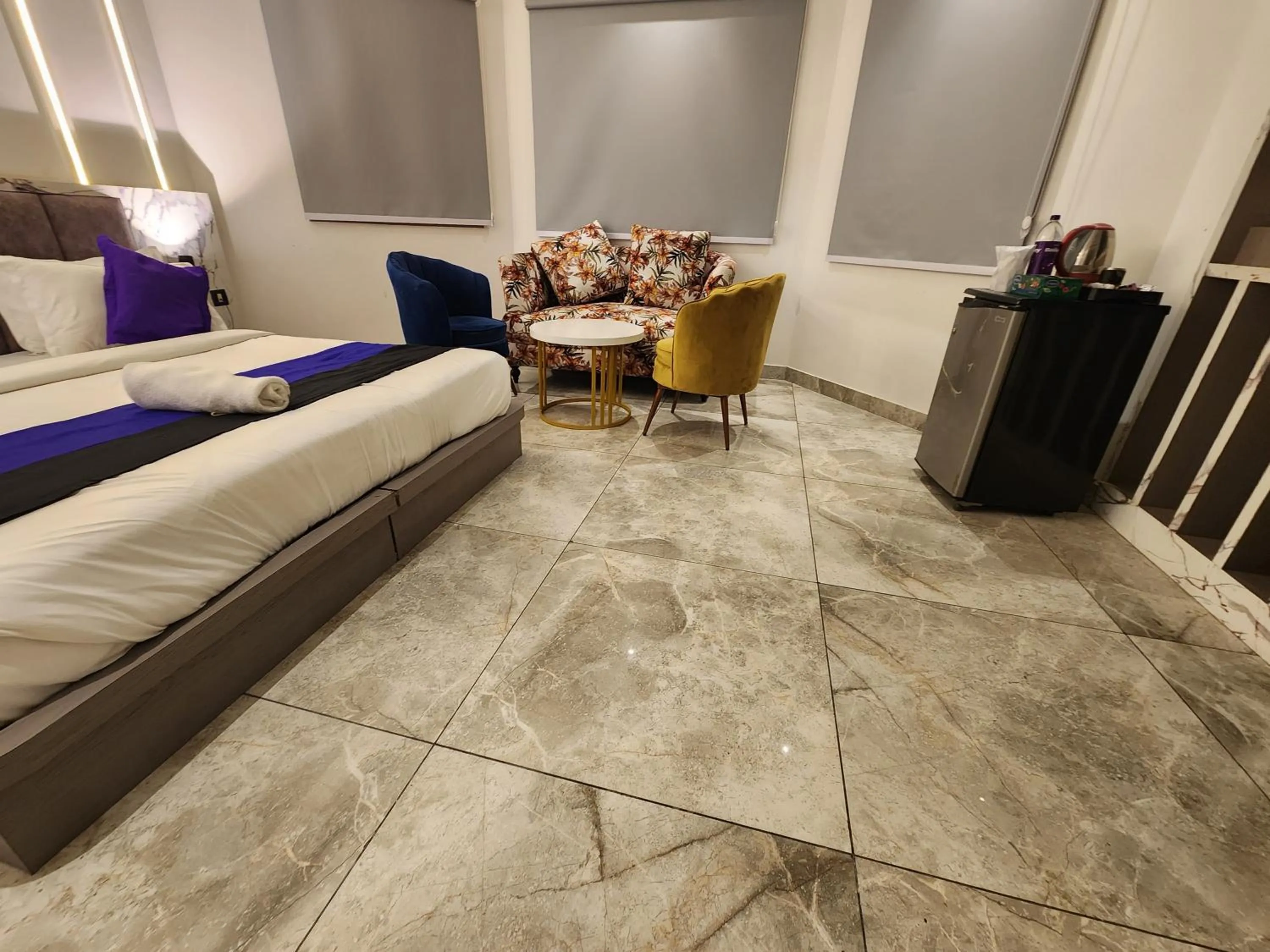 Bed in Square 9 Inn - A Boutique Hotel