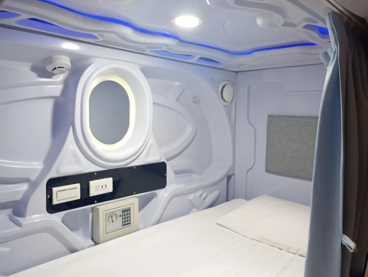 Bed in SleepBox Hostel