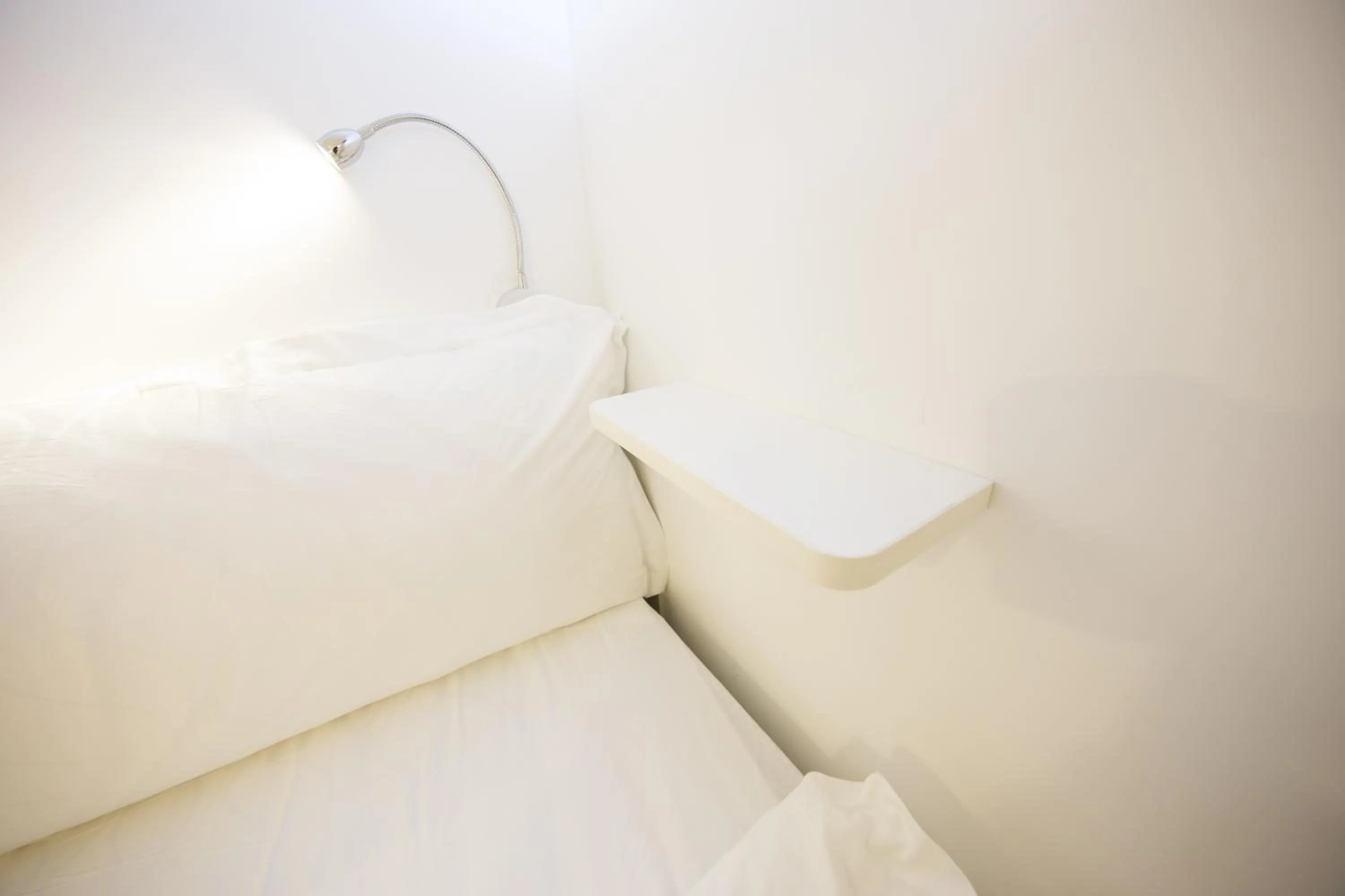 bunk bed, Bed in SleepBox Hostel