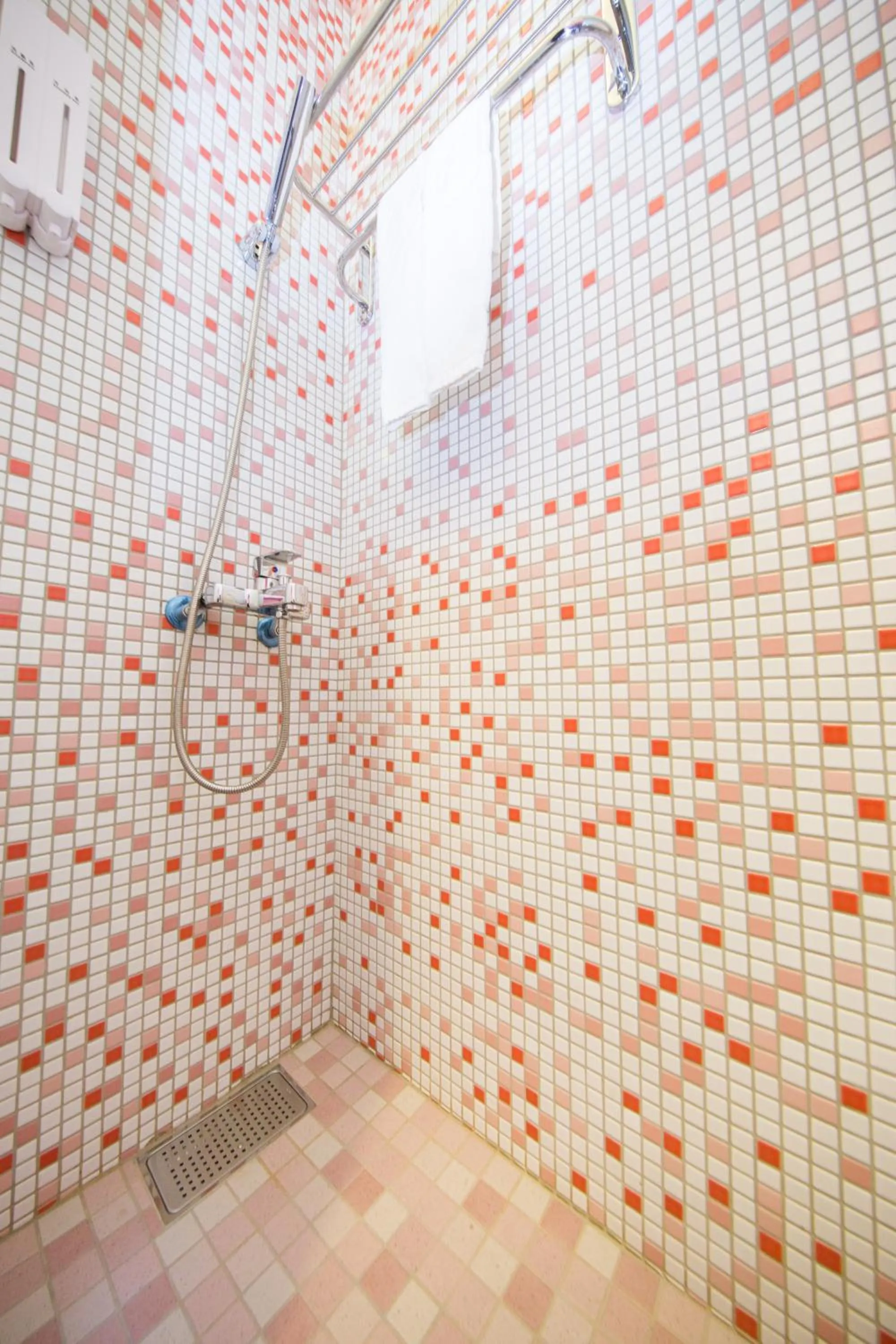 Shower in SleepBox Hostel