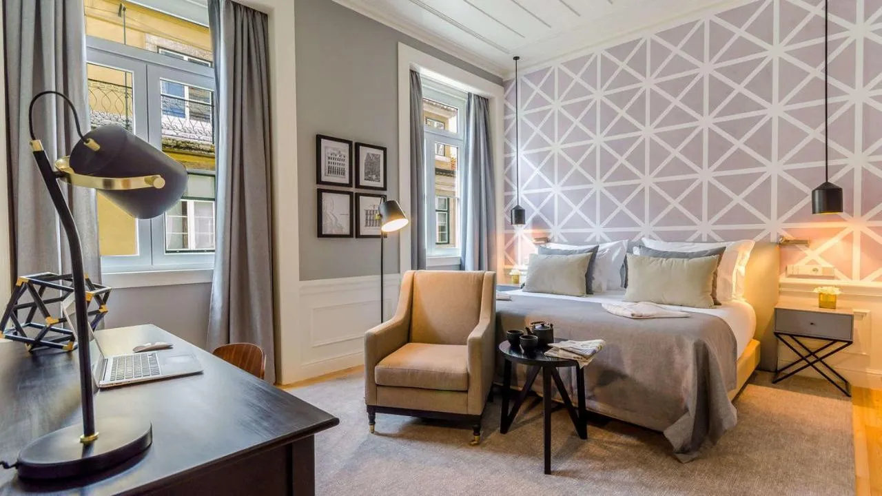 Property building, Bed in Hotel Urban Royale - IGI Airport Delhi