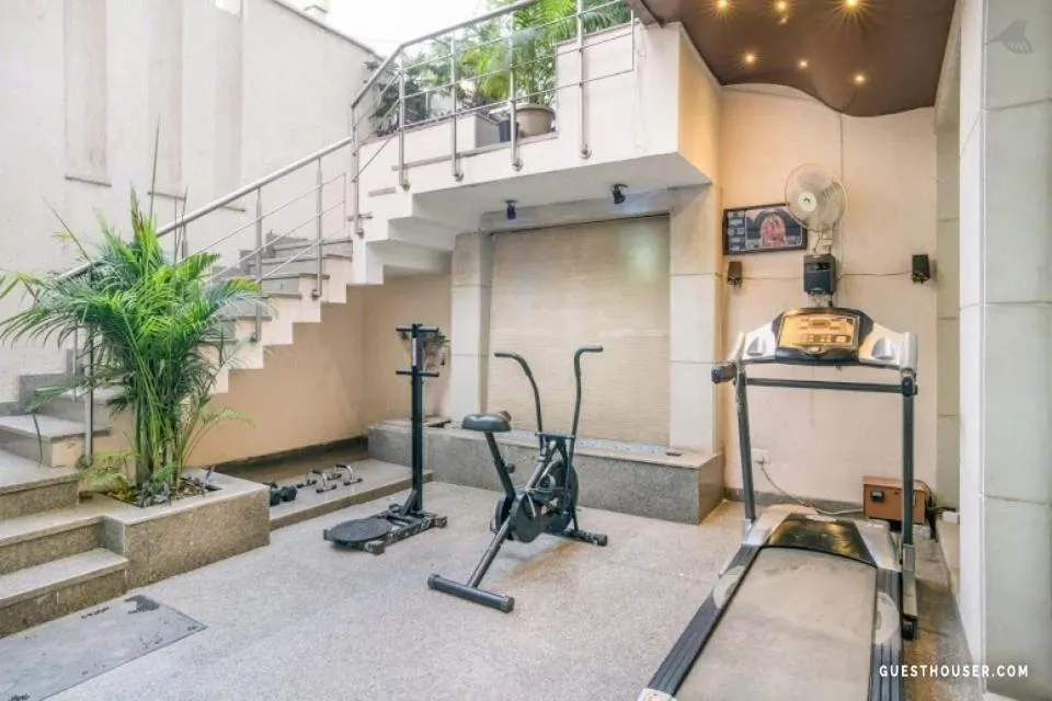 Fitness centre/facilities in Indiyaah Inn
