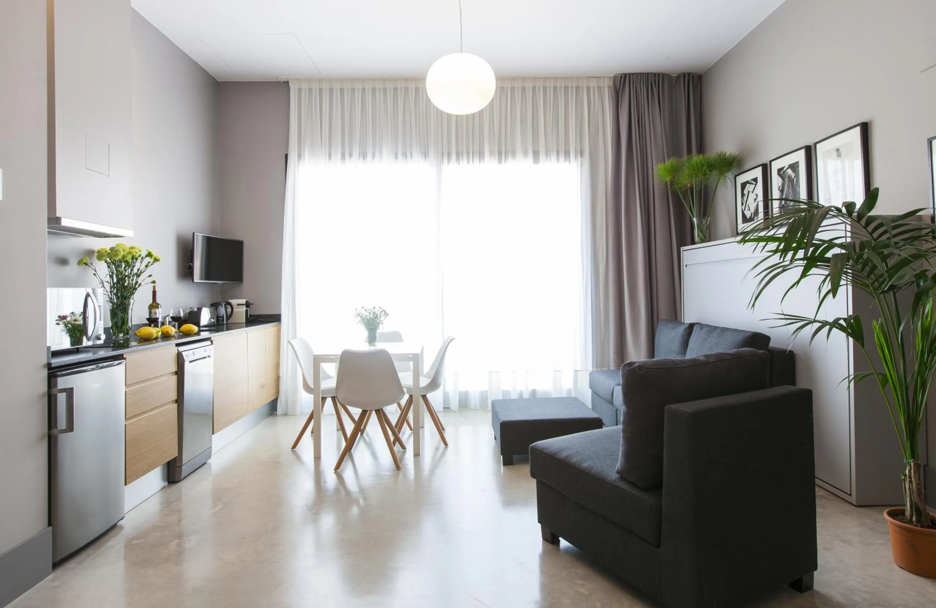 TV and multimedia in Kare No Apartments by Sitges Group