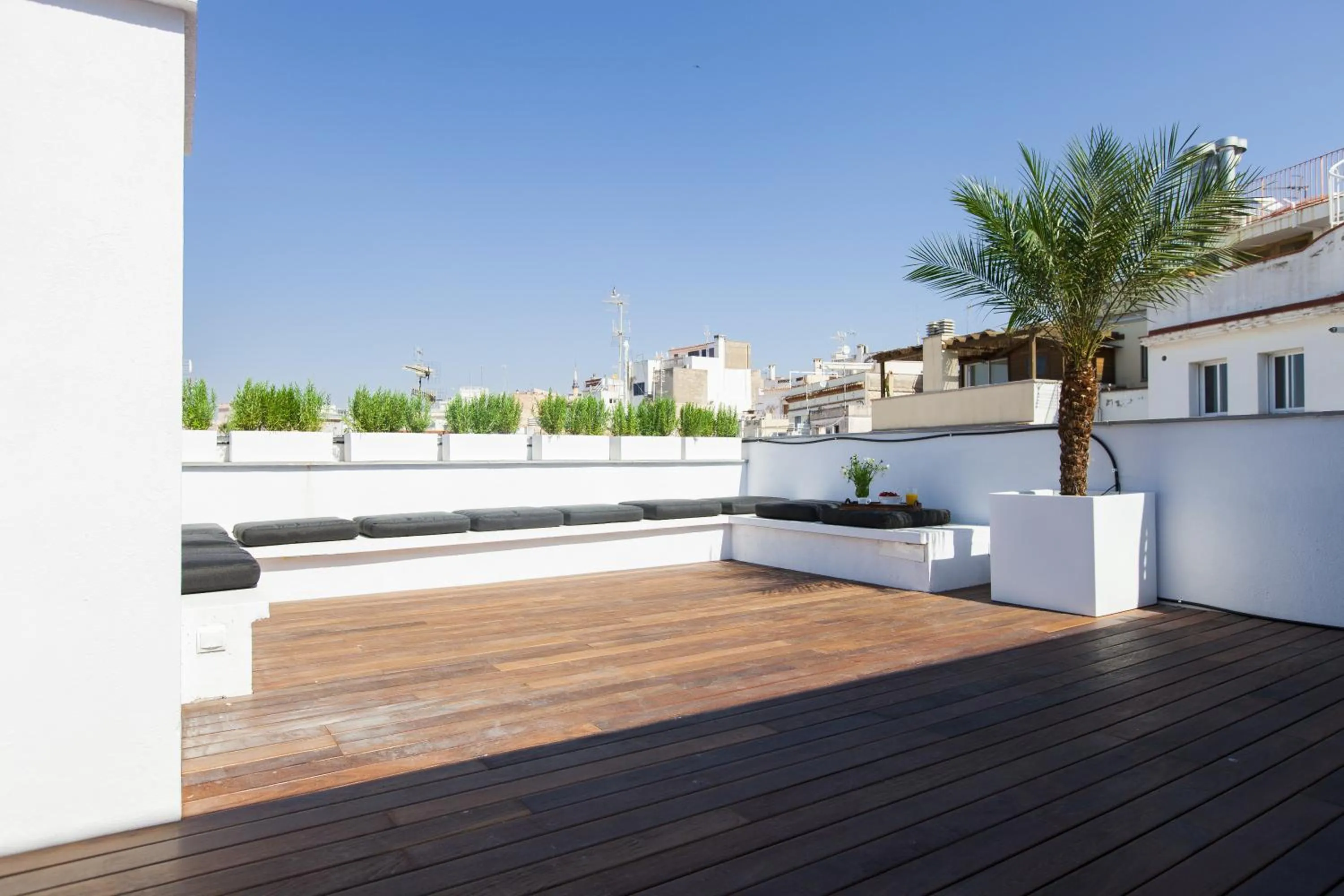 Patio in Kare No Apartments by Sitges Group