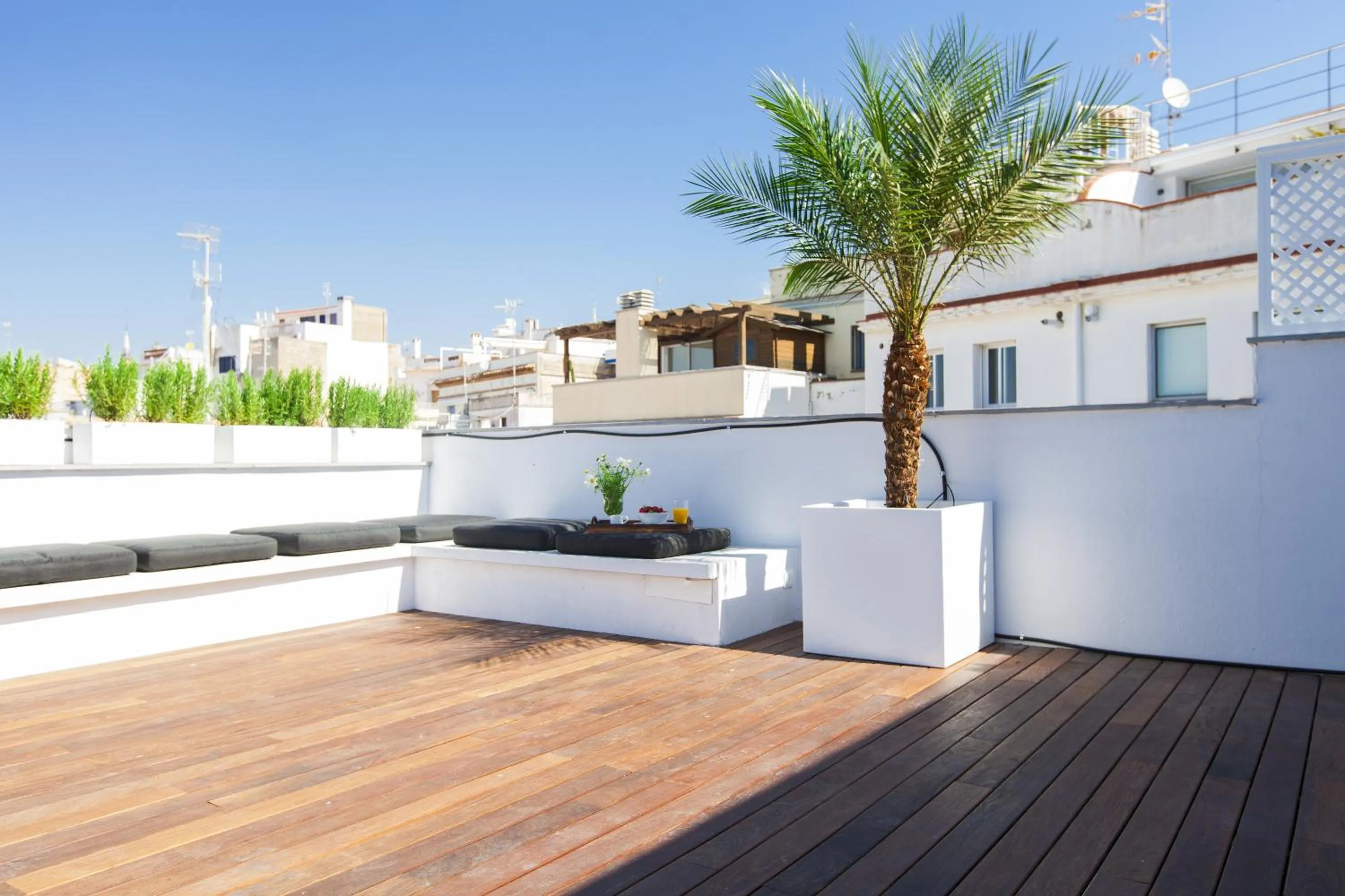 Balcony/Terrace in Kare No Apartments by Sitges Group
