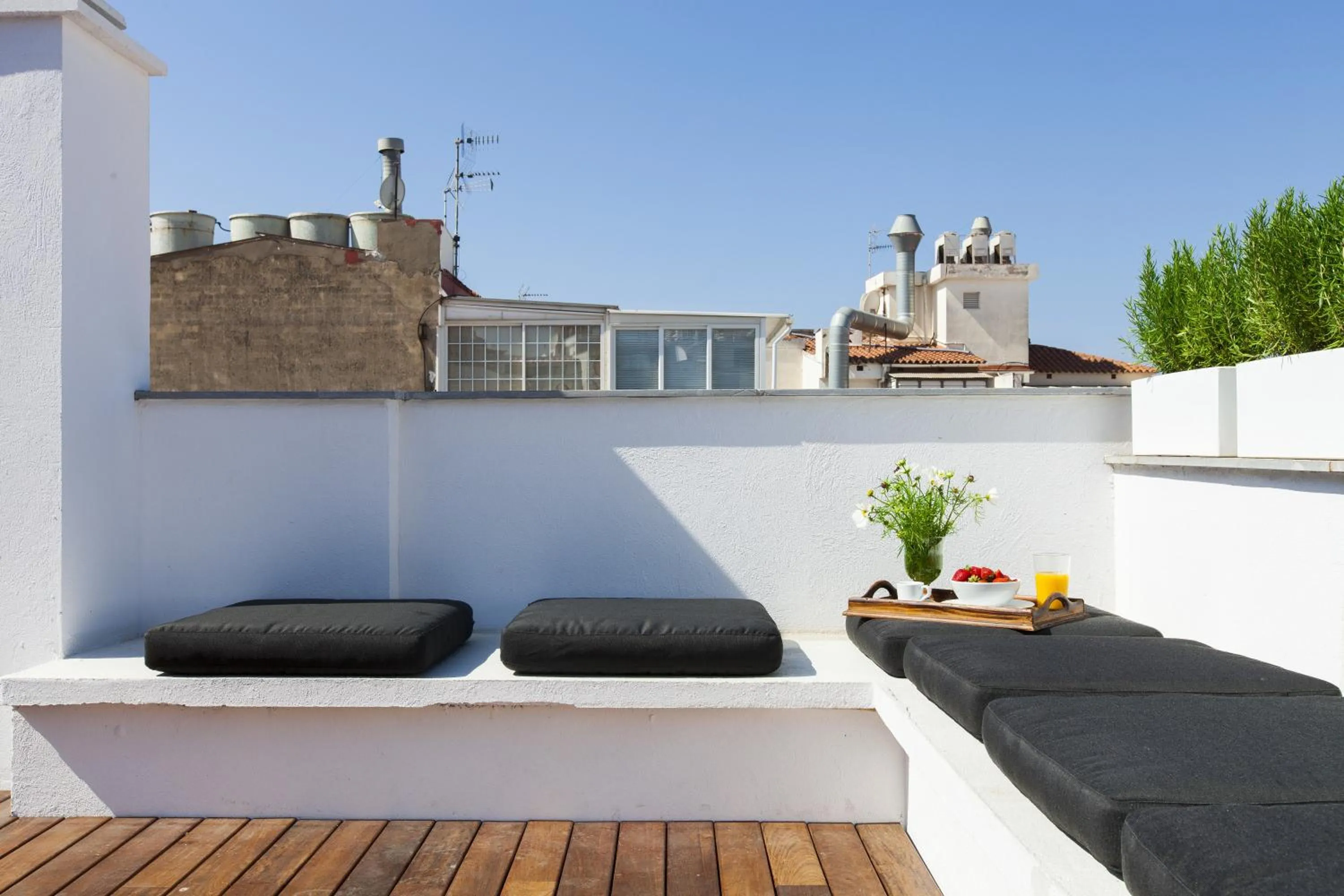 Balcony/Terrace in Kare No Apartments by Sitges Group