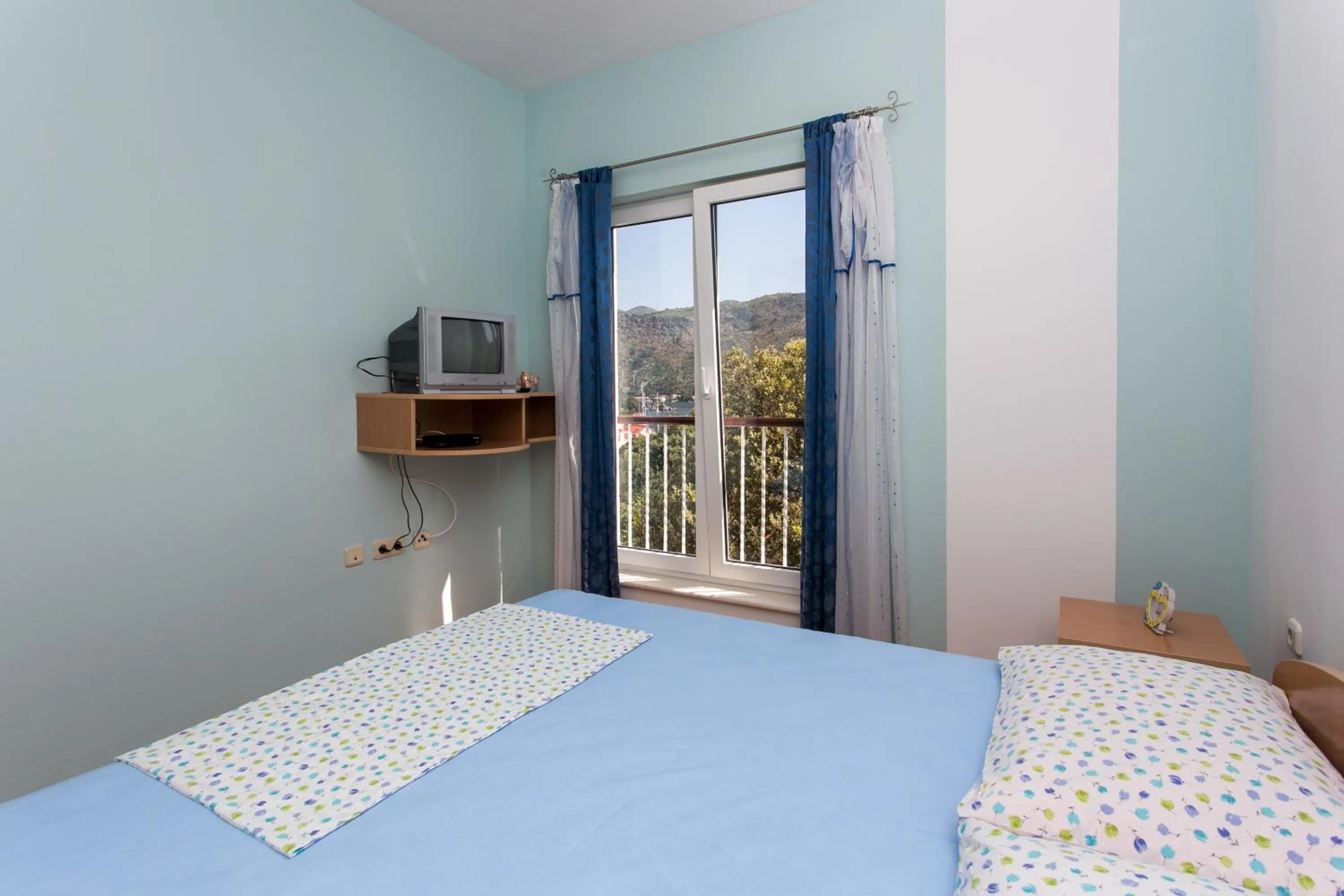 TV and multimedia in Apartments Marina