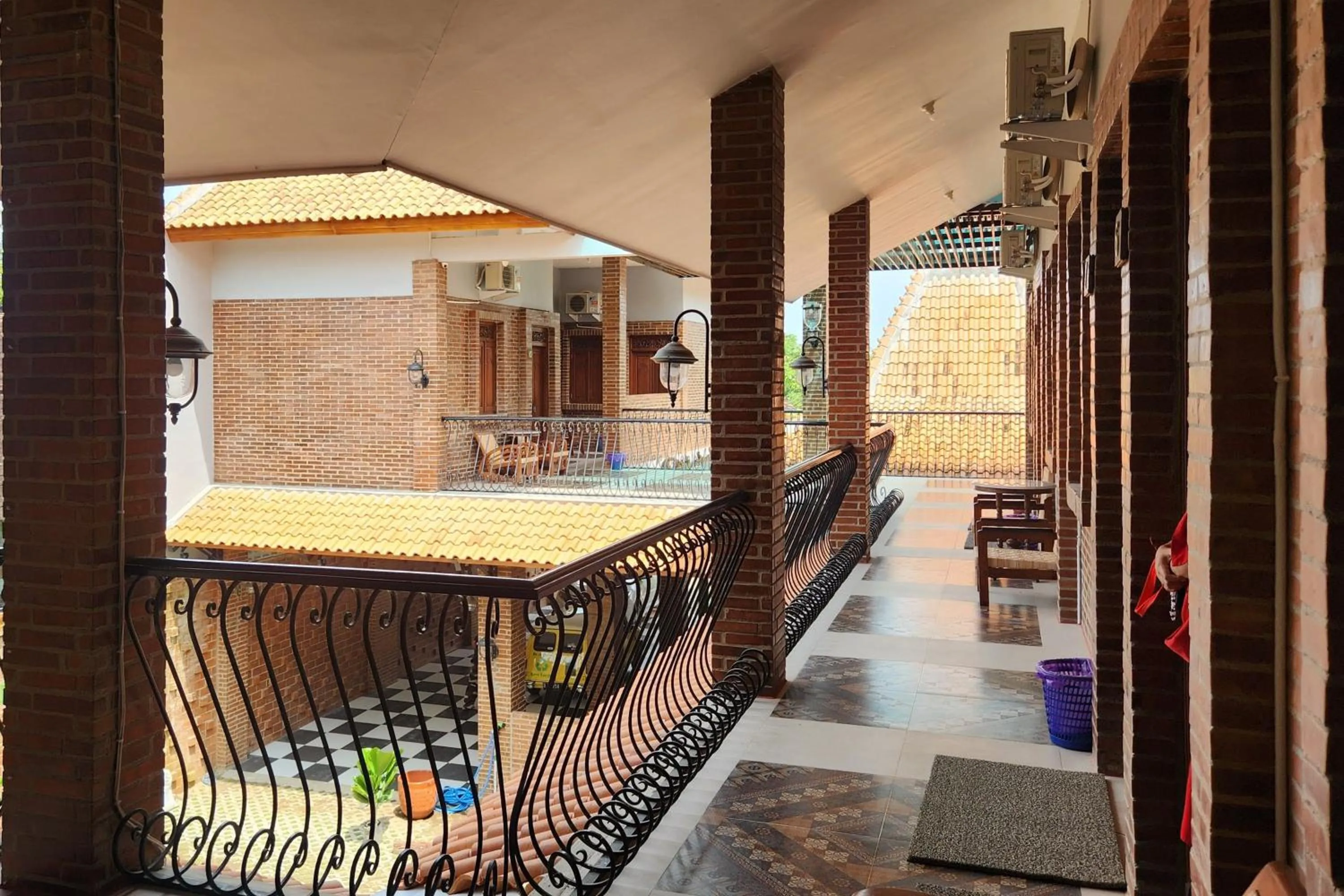 Property building in RedDoorz near Stasiun Sragen