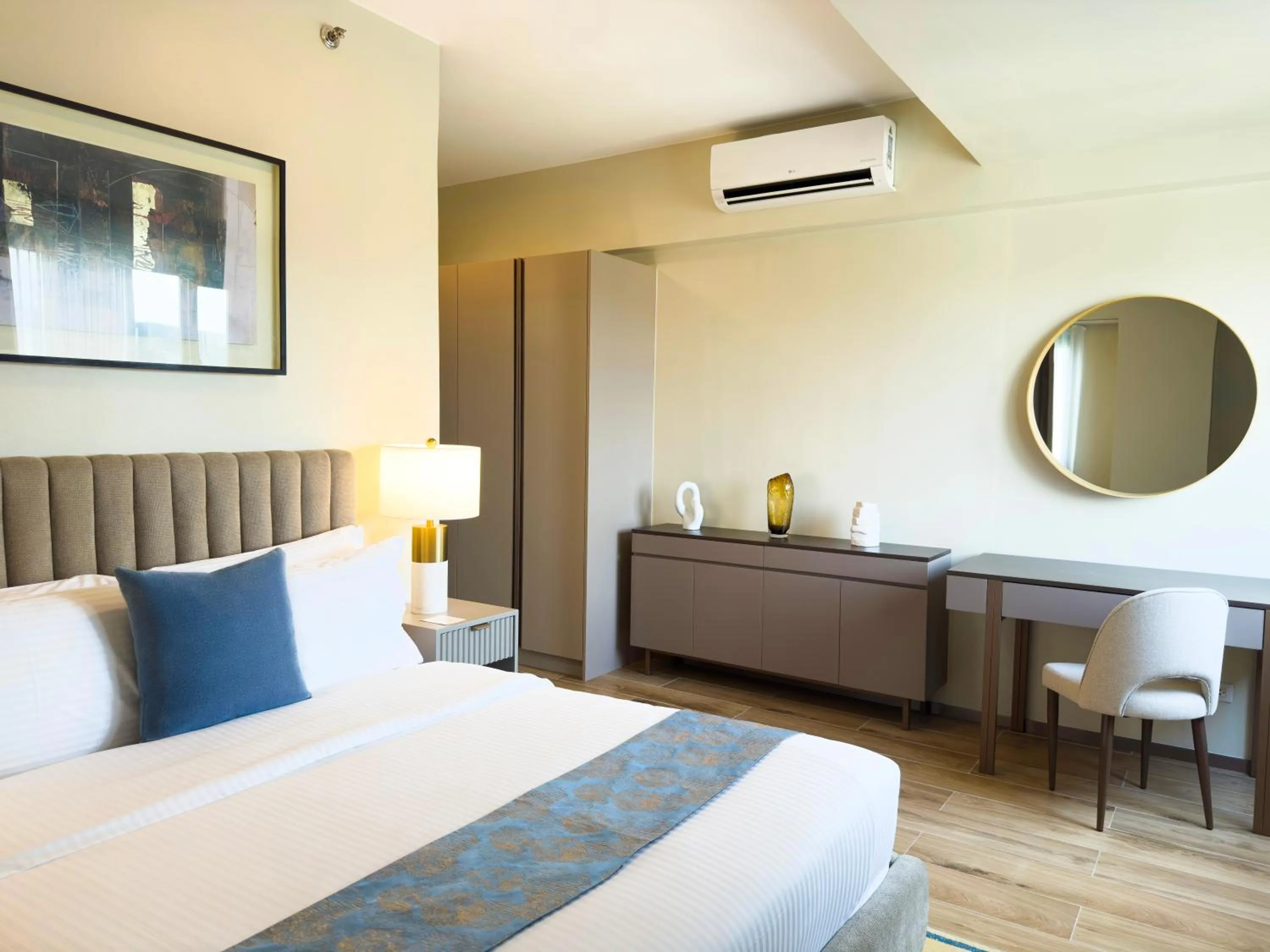 Bedroom, Bed in Savea Bay City Manila