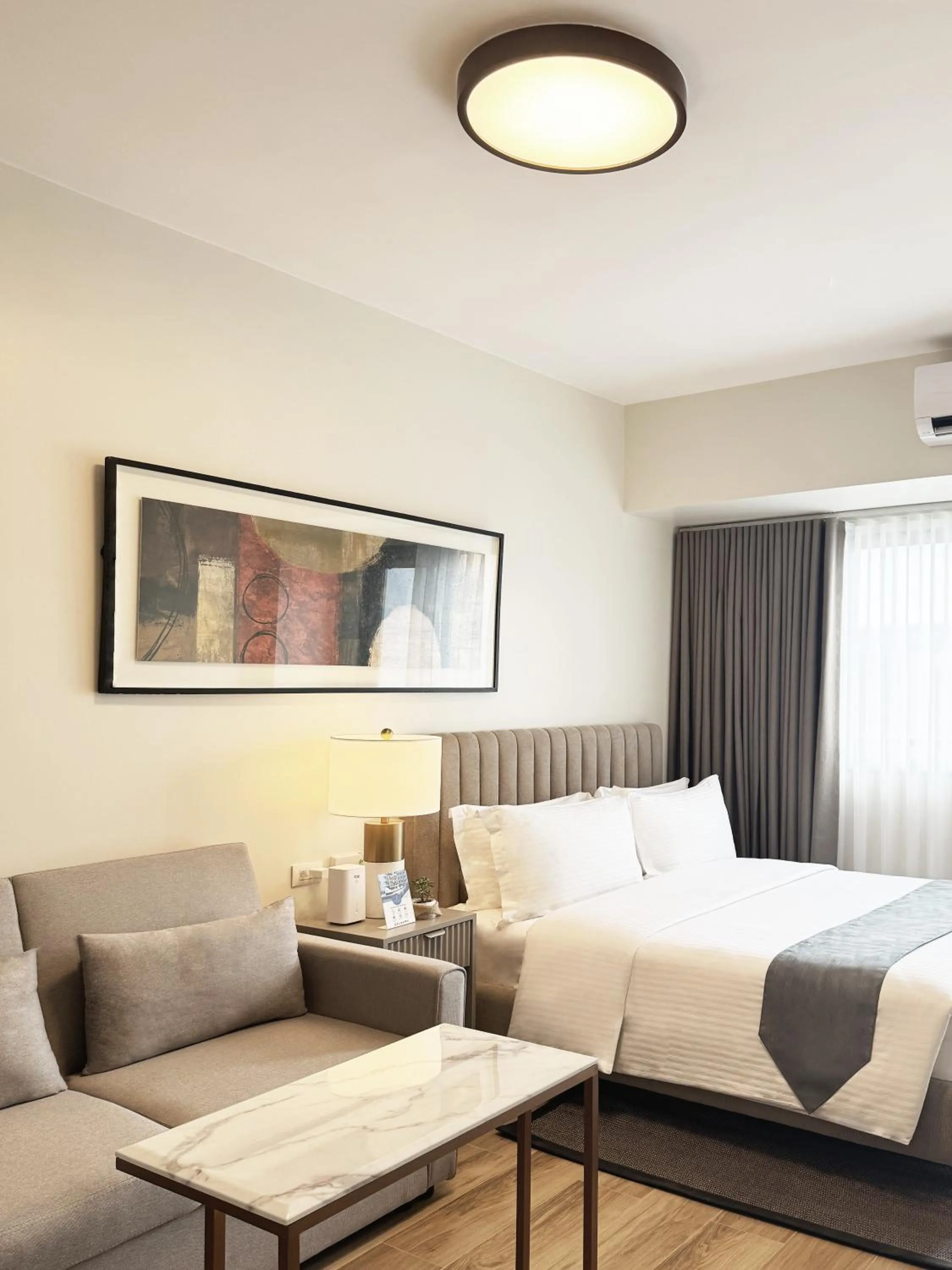 Shower, Bed in Savea Bay City Manila