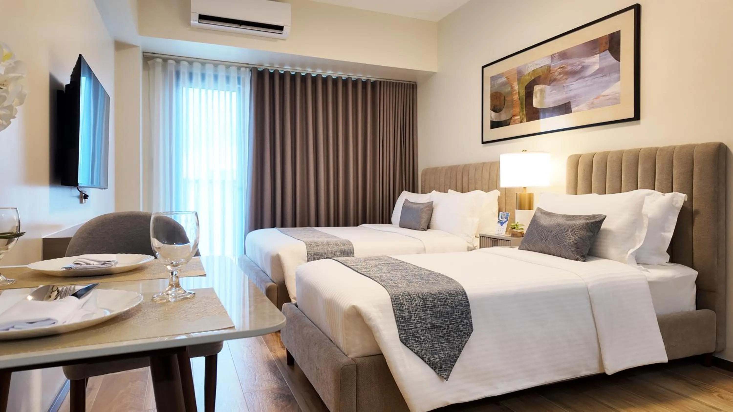 Shower, Bed in Savea Bay City Manila