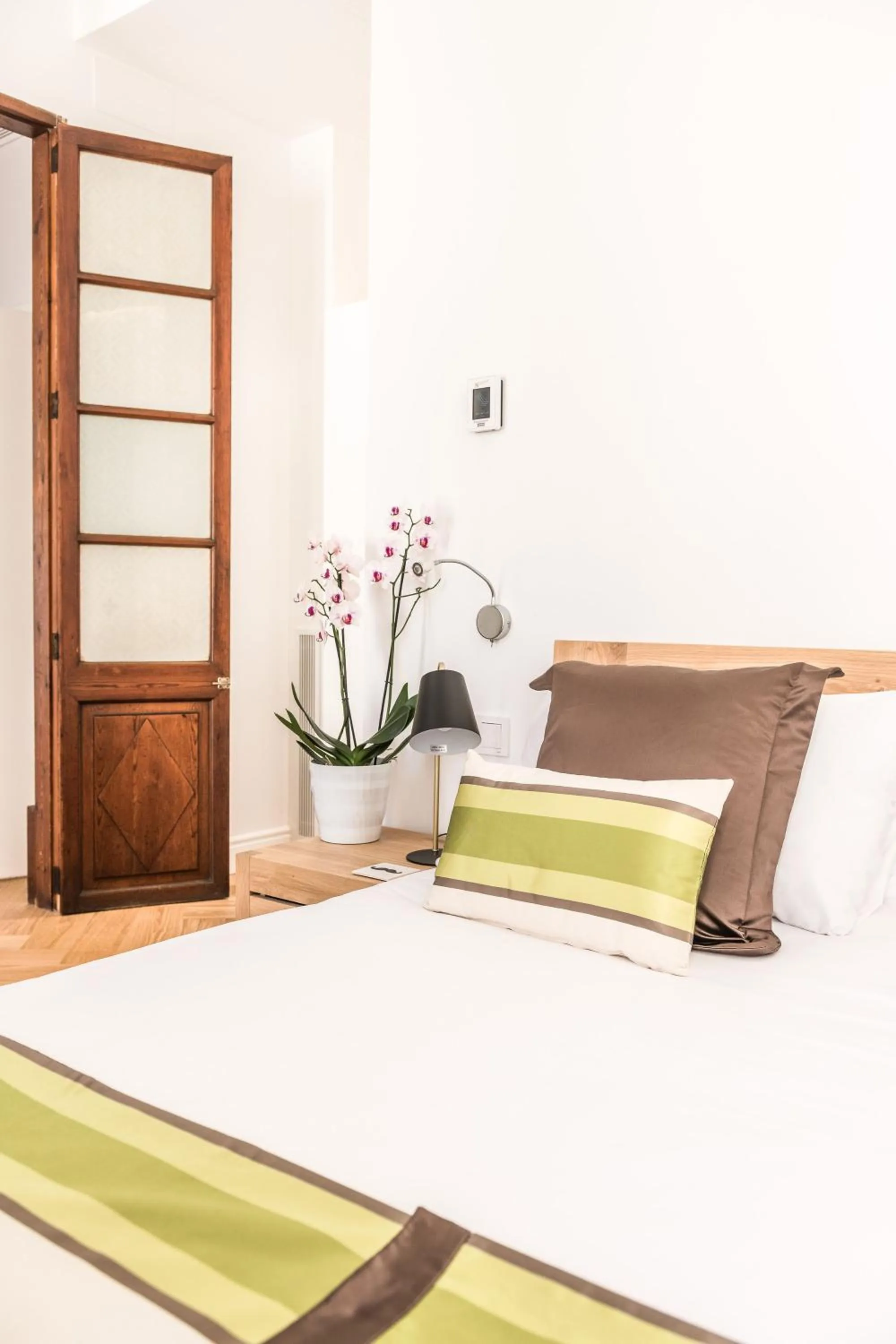 Decorative detail, Bed in Bordoy Mostatxins - Hotel Boutique Adults Only