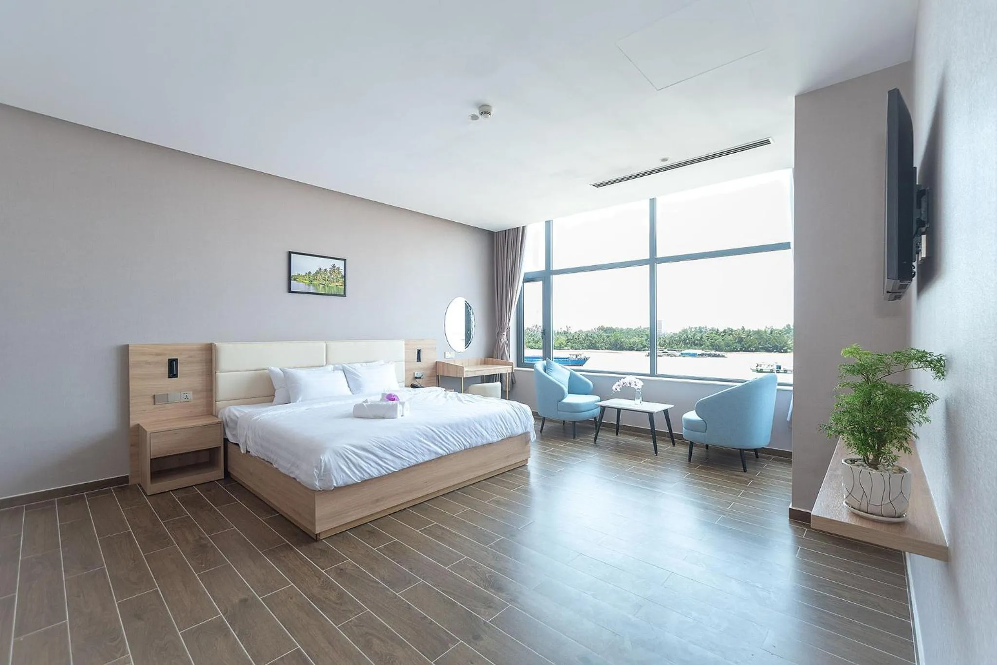 Photo of the whole room, Bed in Bamboo Riverside Boutique Hotel