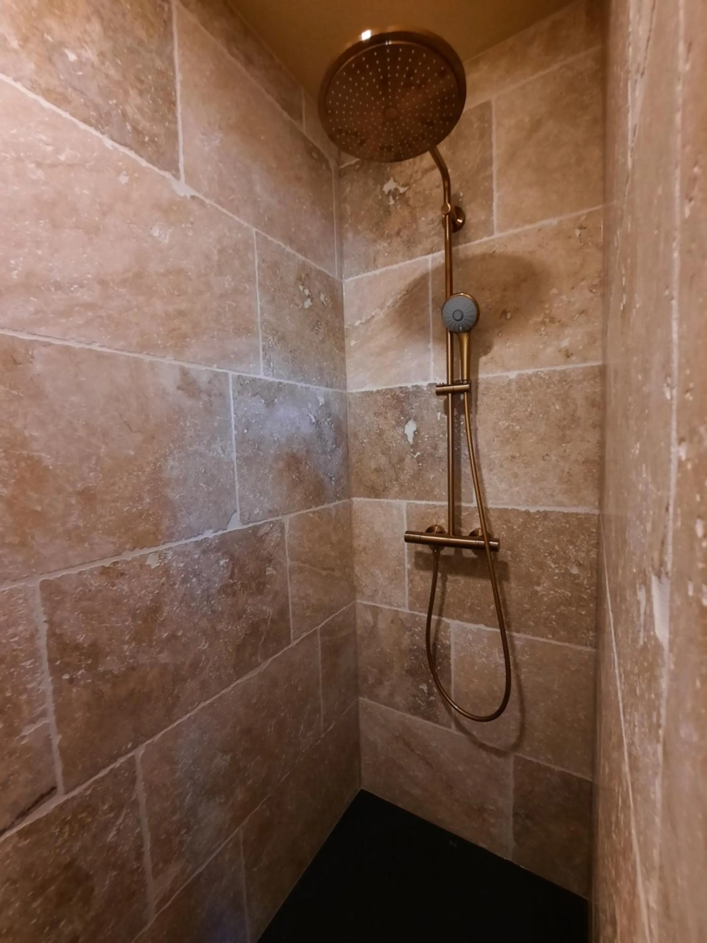 Shower in B&B Scheldekant