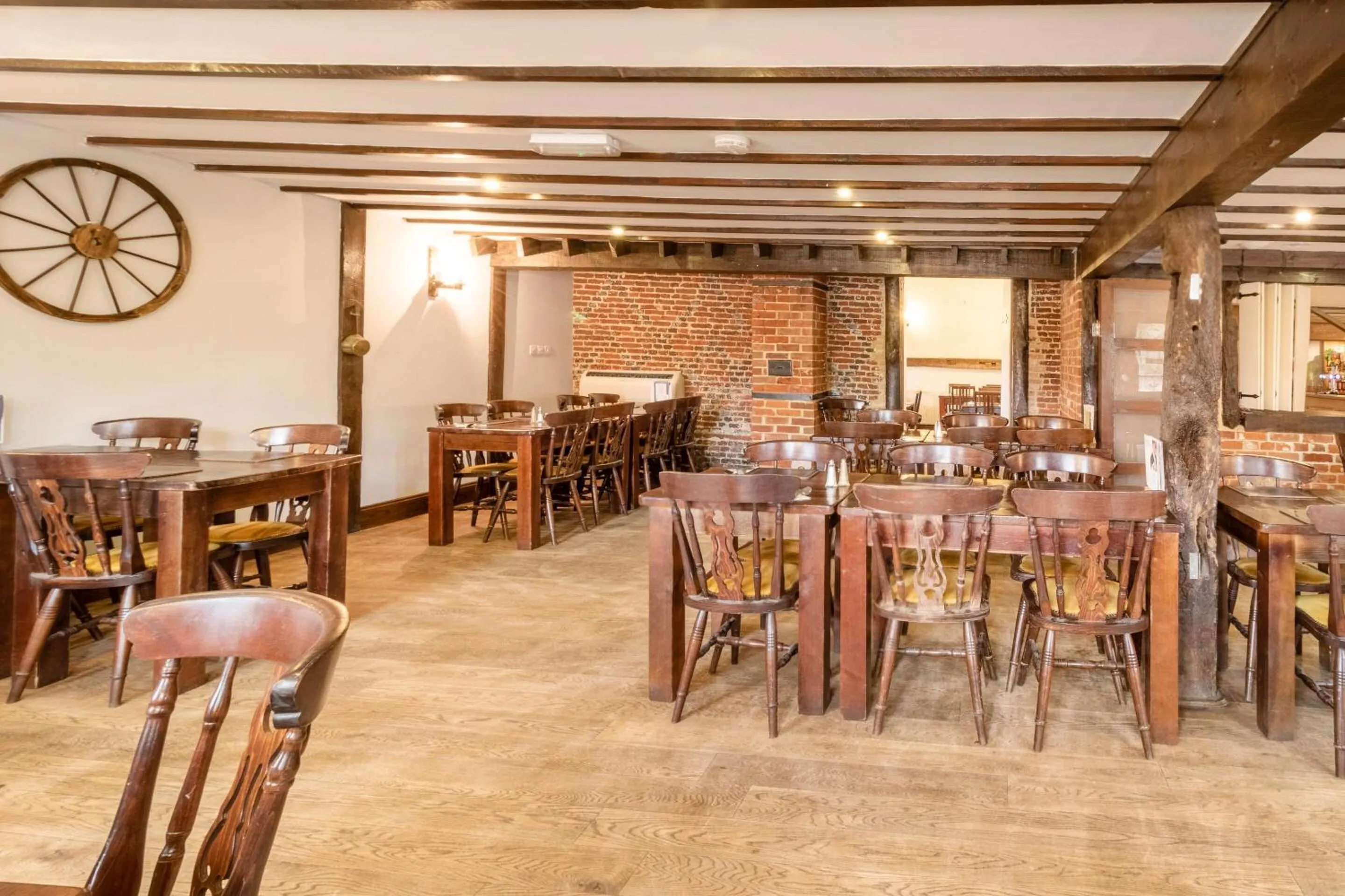 Restaurant/places to eat in OYO Elm Farm Country House, Norwich Airport