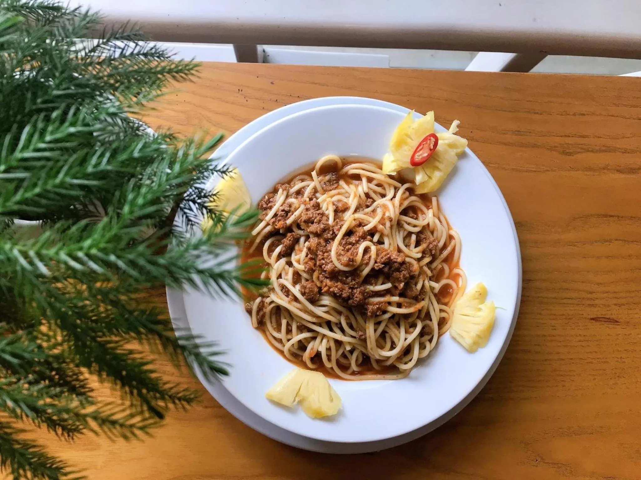 Restaurant/places to eat in Sen Trang Hotel