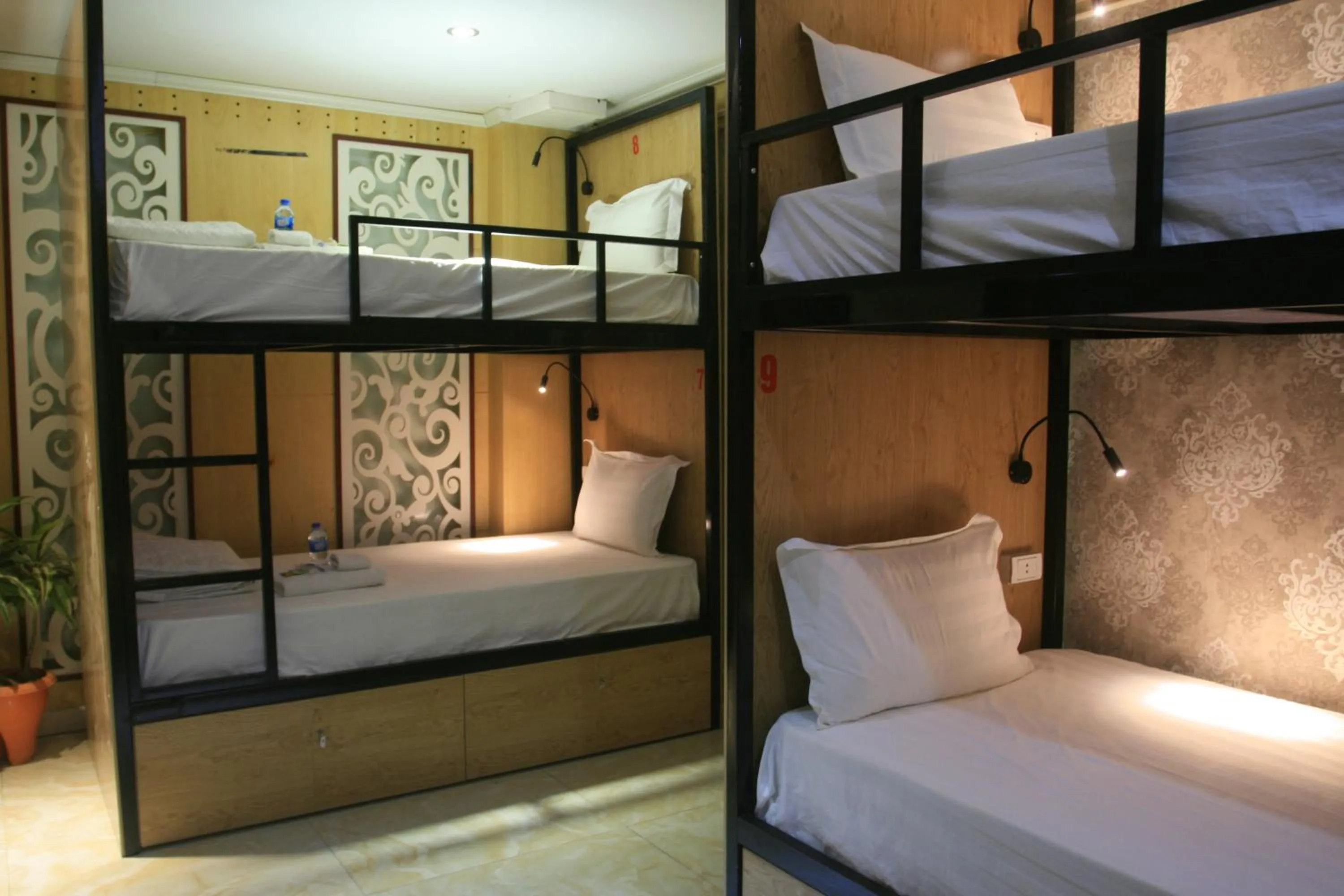 bunk bed, Bed in Sen Trang Hotel