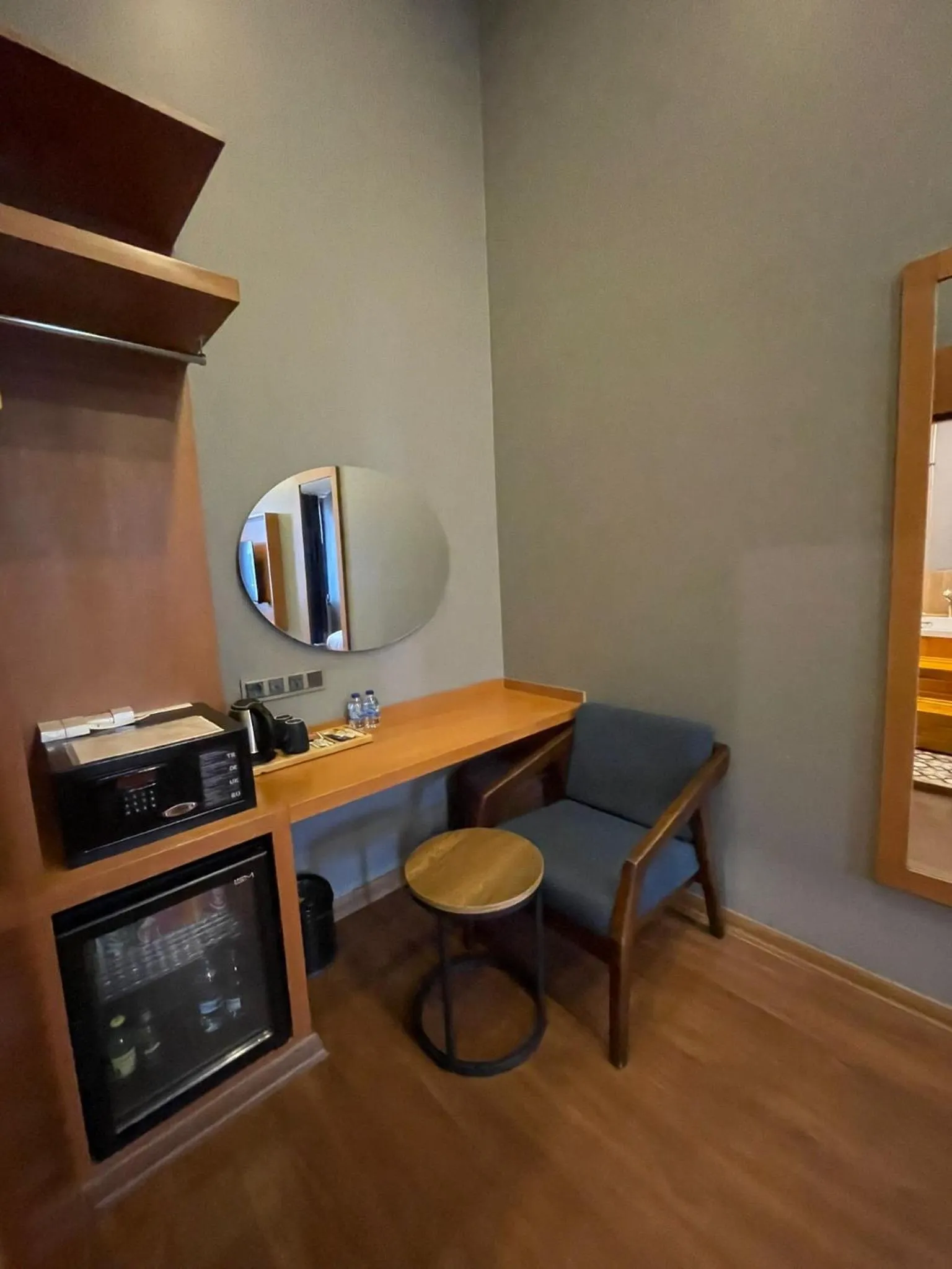minibar in Navy Inn & Bungalows
