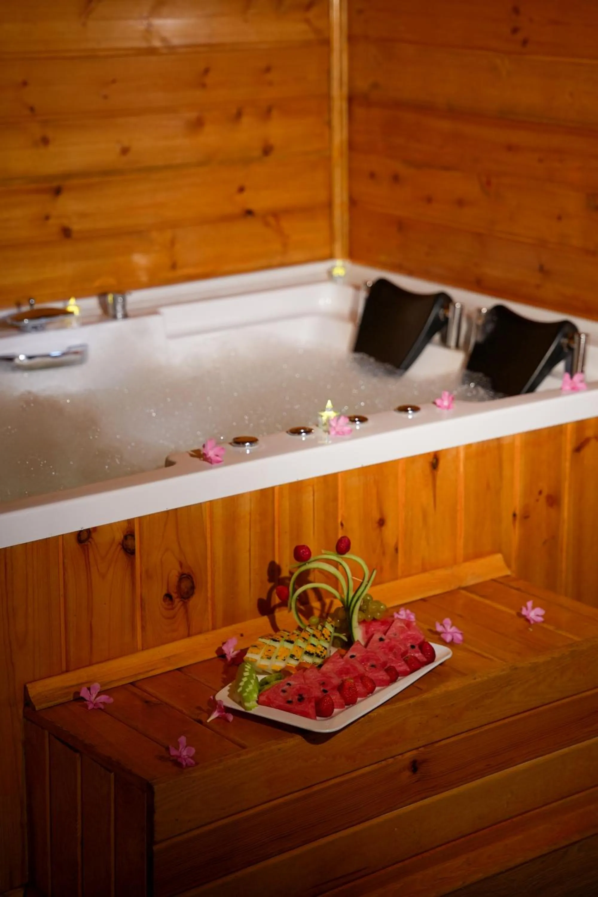 Navy Inn & Bungalows