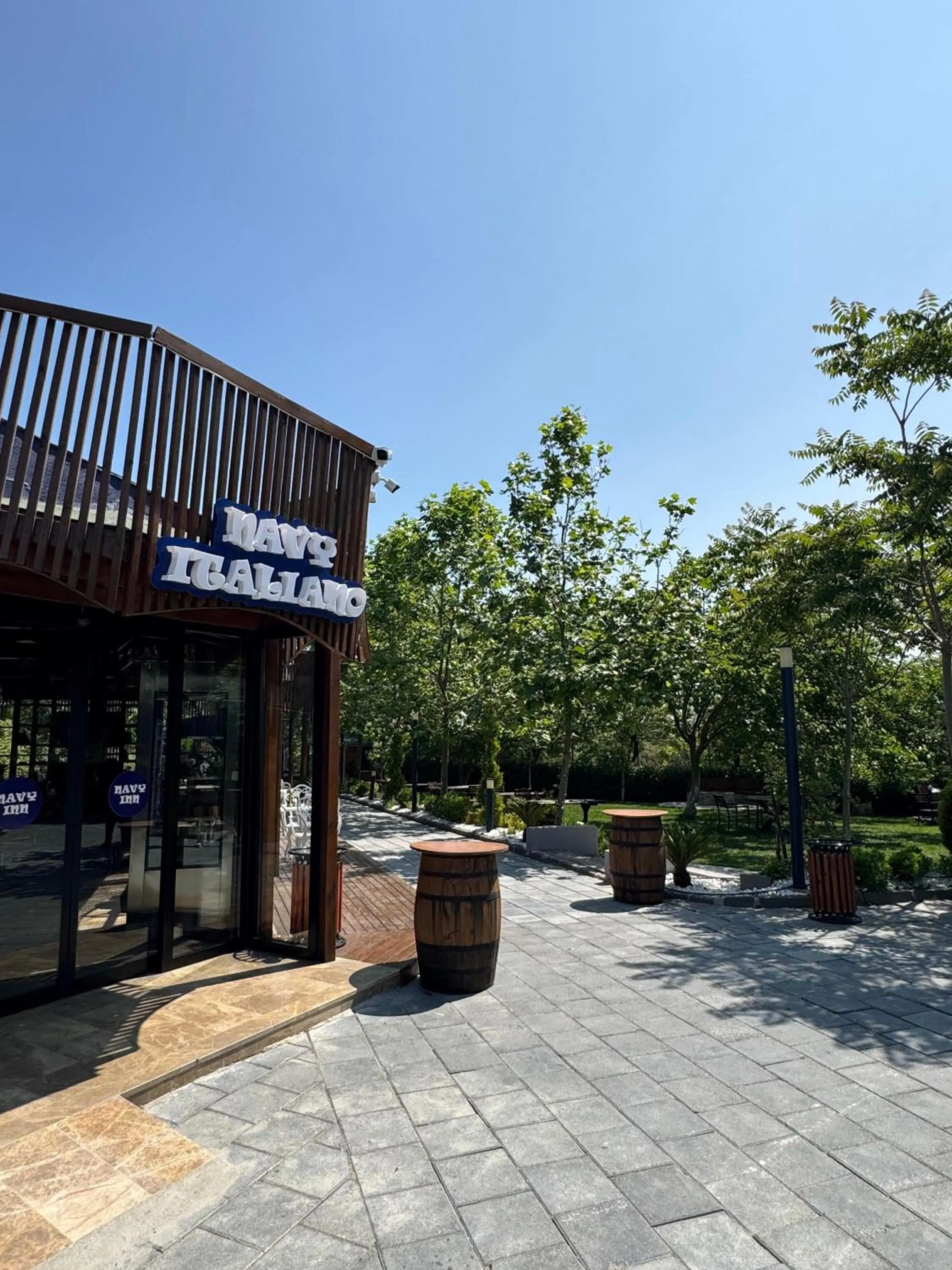 Garden in Navy Inn & Bungalows