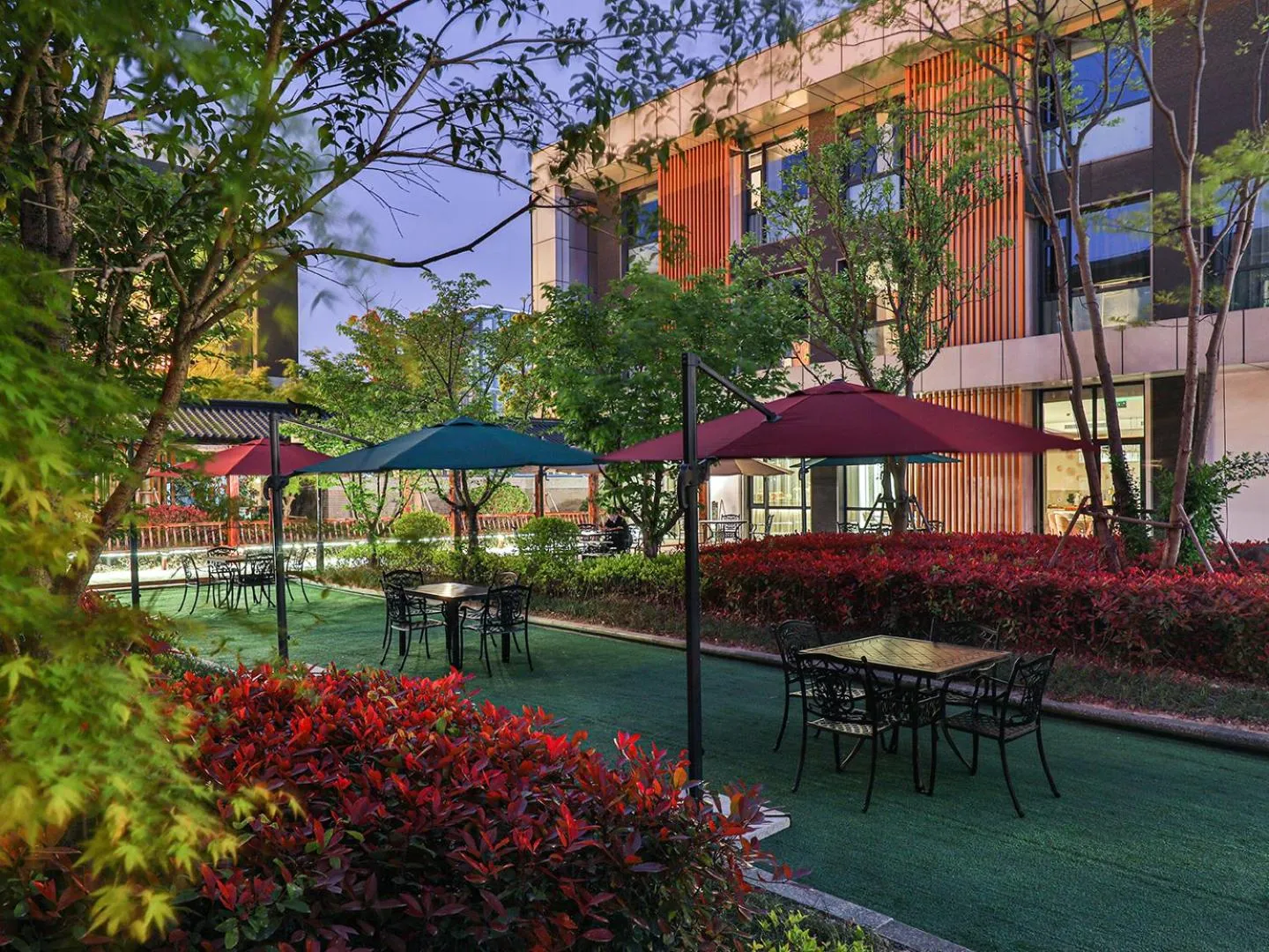 Property building in Crystal Orange Hotel Shanghai University Dachang