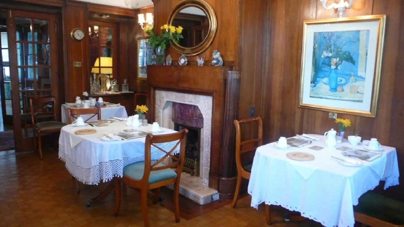 Restaurant/places to eat in Sandilands House