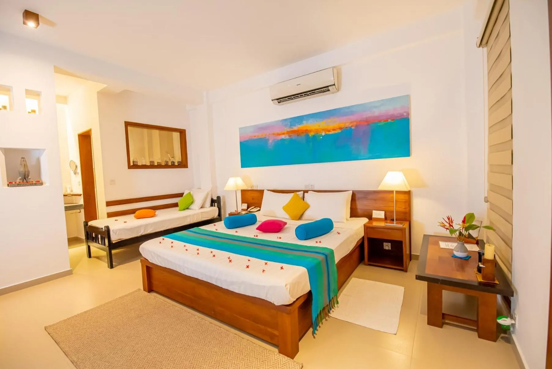 Bed in The Residence Hikkaduwa