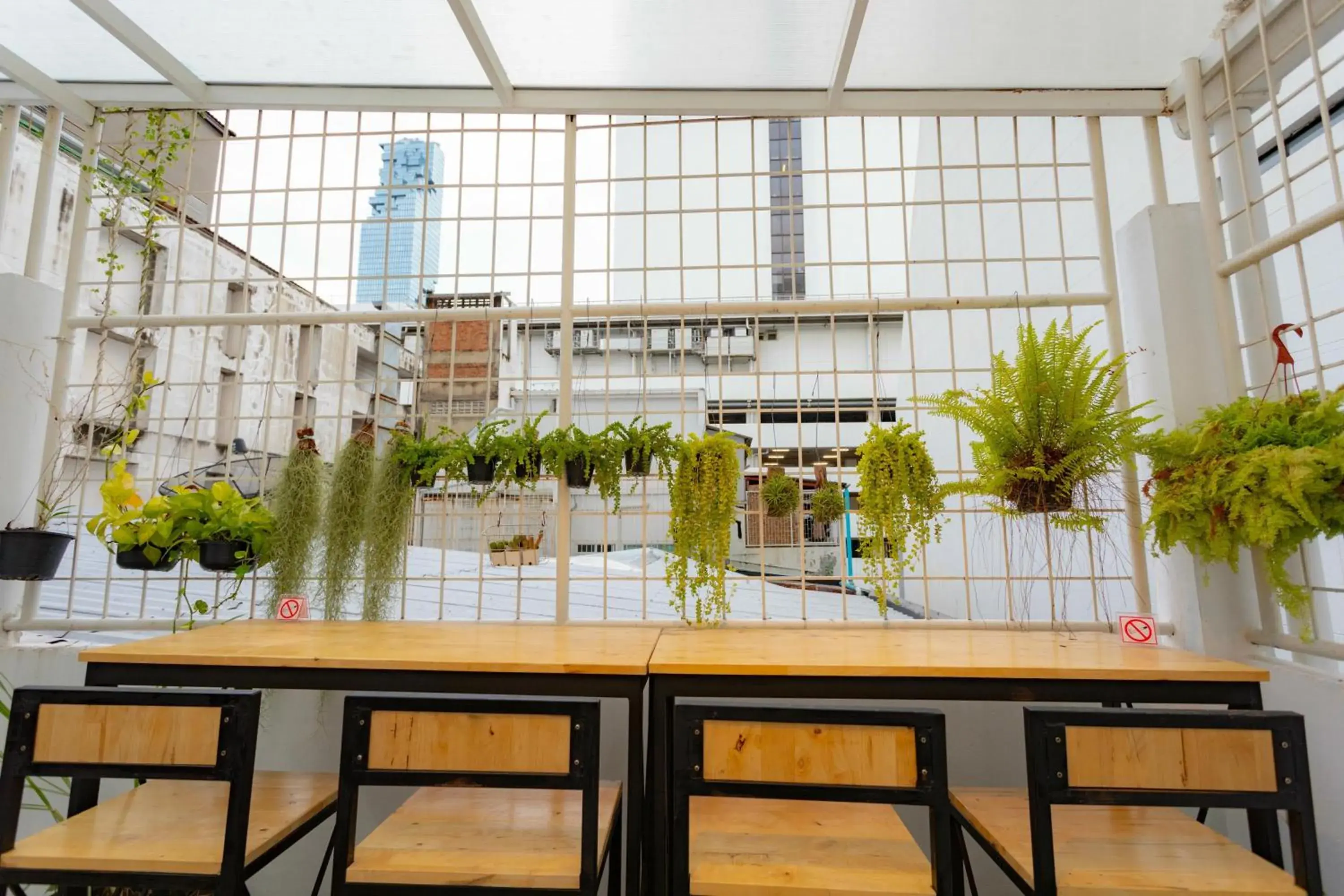 Bed in 4-Bed Female Dormitory Room in Tini Kati Hostel Bed in 4-Bed Female Dormitory Room in Tini Kati Hostel