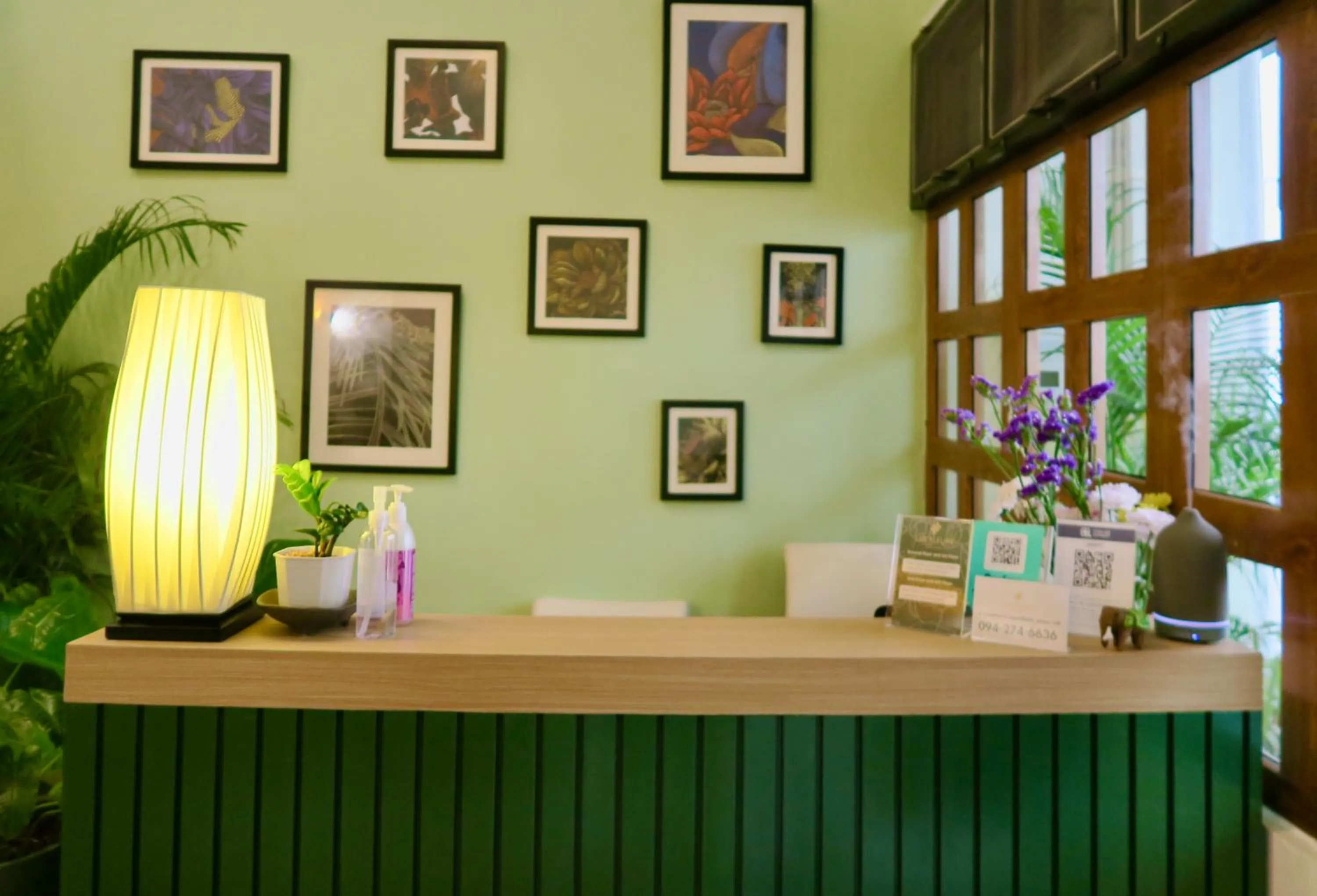 Lobby or reception in Les Fleurs Bangkok Hostel