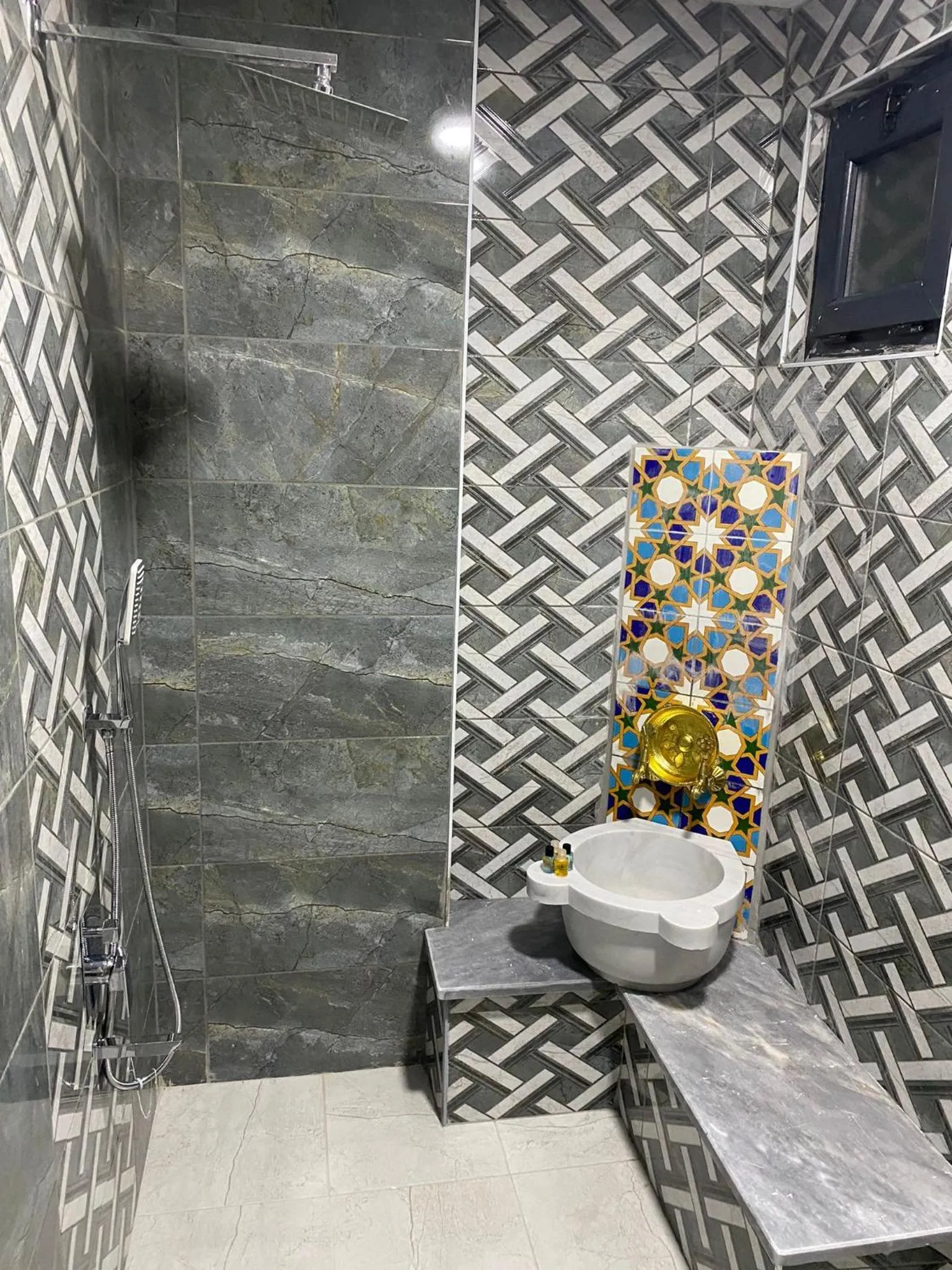 Shower in Ağva Capella Hideaway Hotel