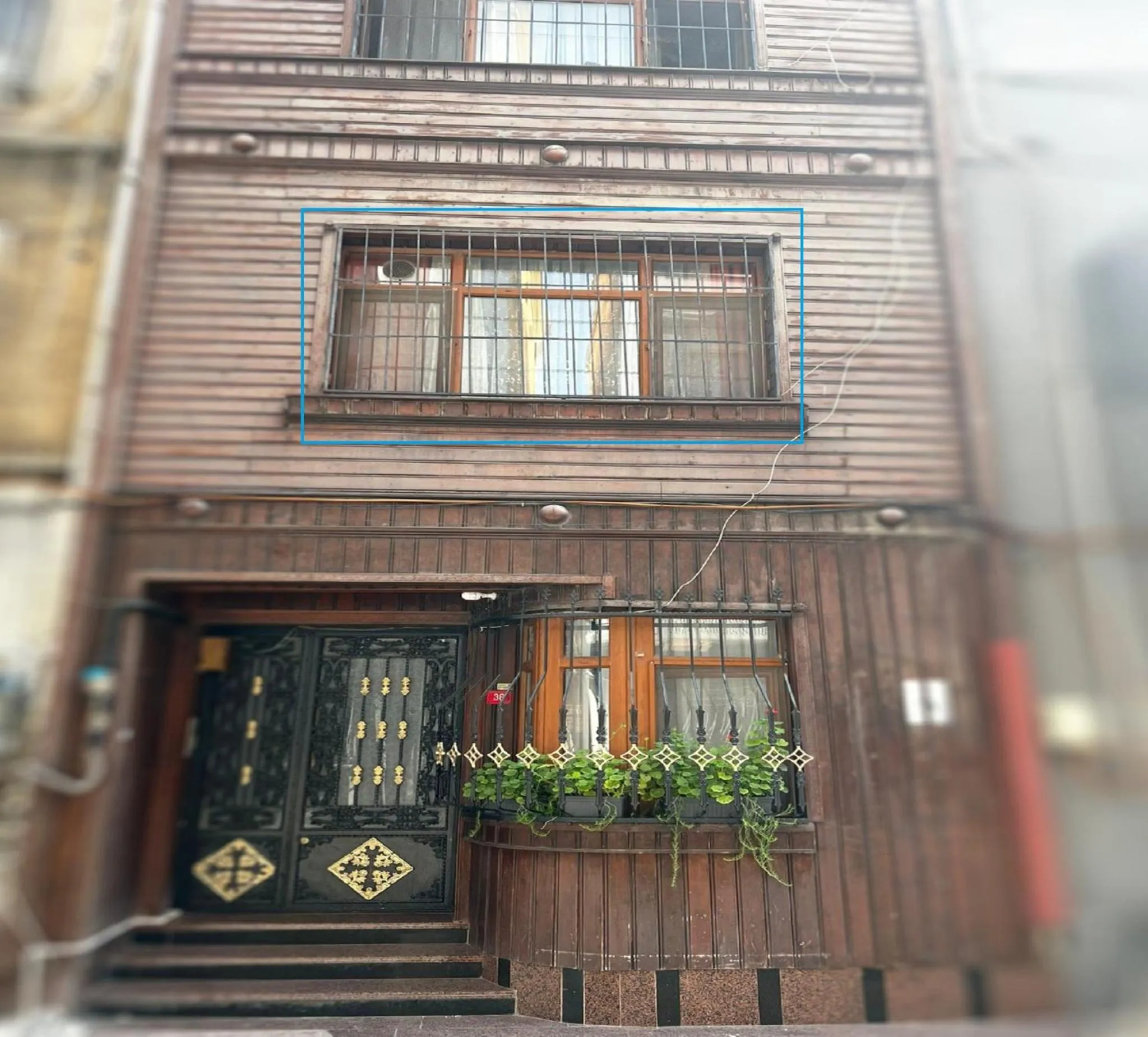 Facade/entrance in Unique Suite Hotel