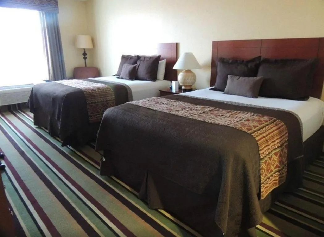 Bed in Moenkopi Legacy Inn & Suites