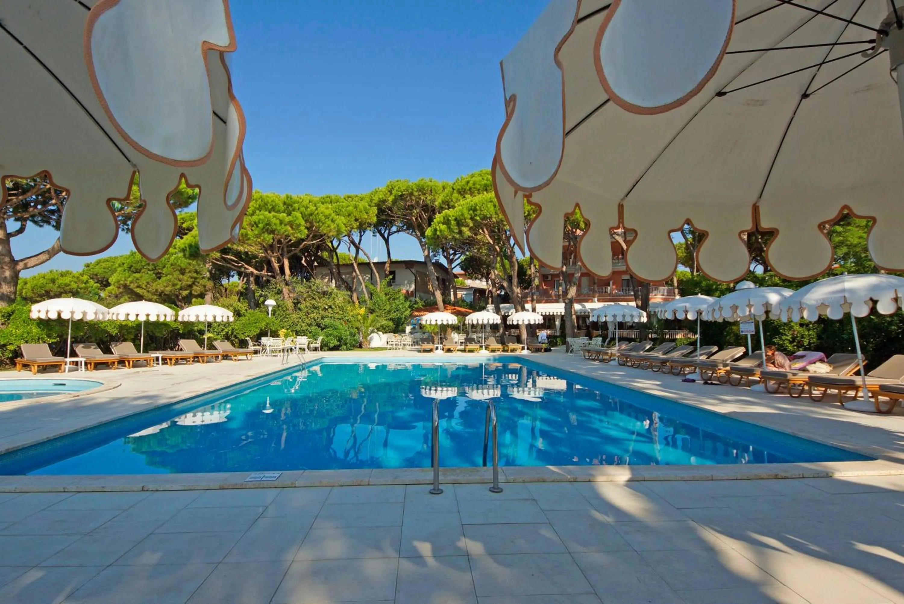 Swimming pool in Park Hotel Maracaibo