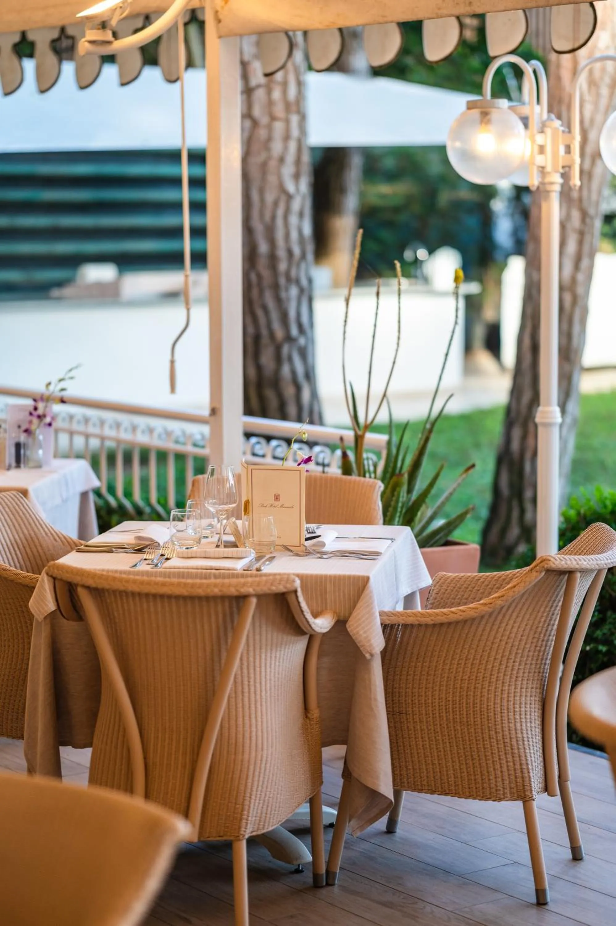 Restaurant/places to eat in Park Hotel Maracaibo