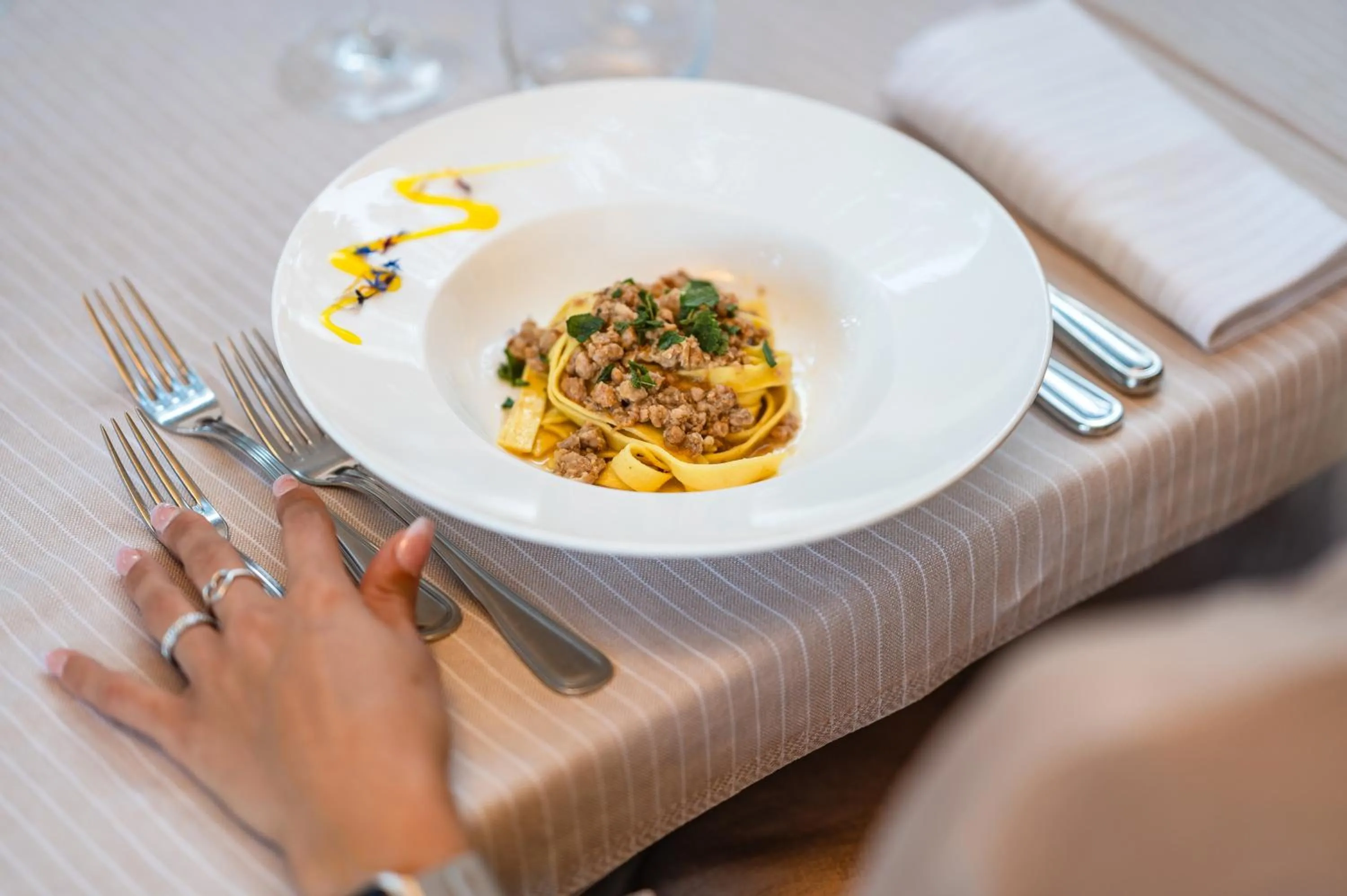 Restaurant/places to eat in Park Hotel Maracaibo