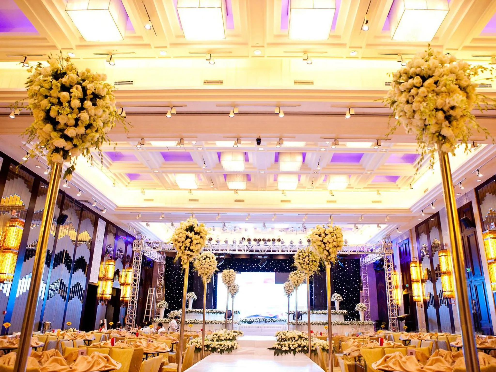 Banquet/Function facilities in Optics Valley Kingdom Plaza Wuhan