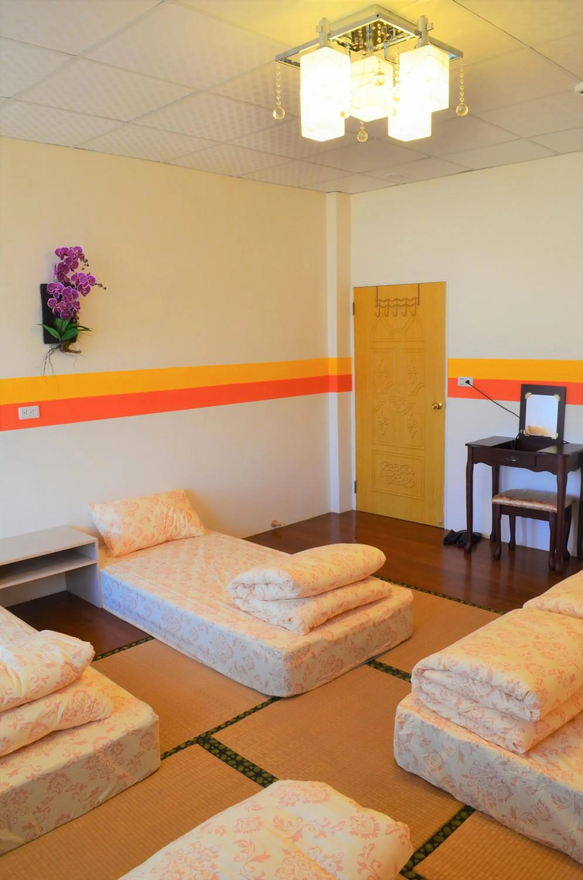 Balcony/Terrace, Bed in Hualien HOLO Hostel