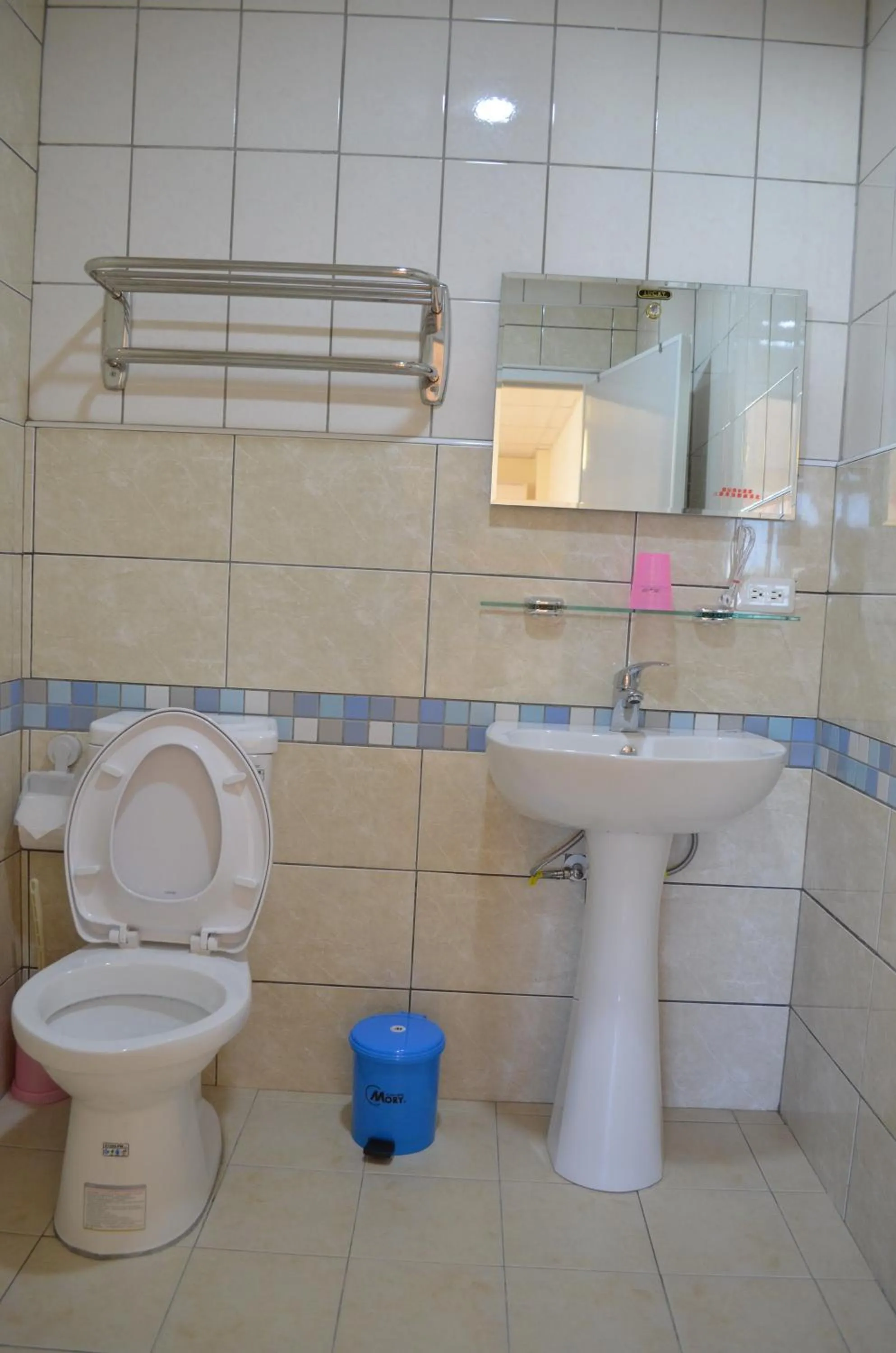 Bathroom in Hualien HOLO Hostel