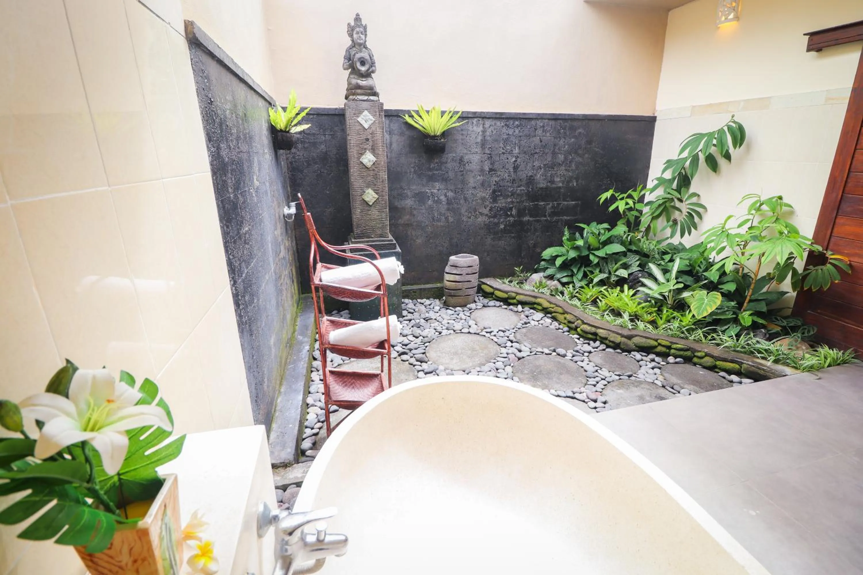 Bathroom in Villa JJ and Spa Ubud