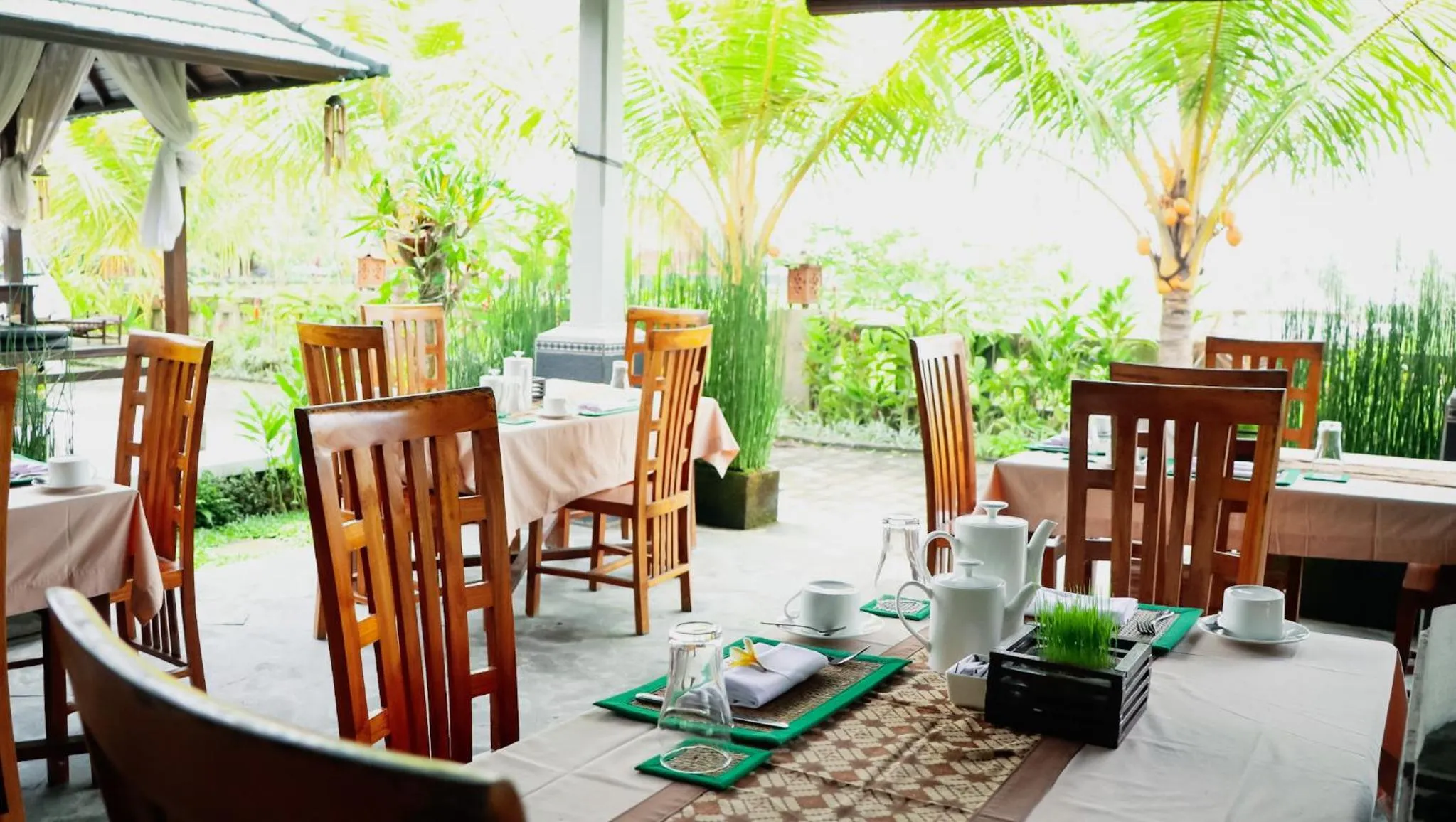 Restaurant/places to eat in Villa JJ and Spa Ubud