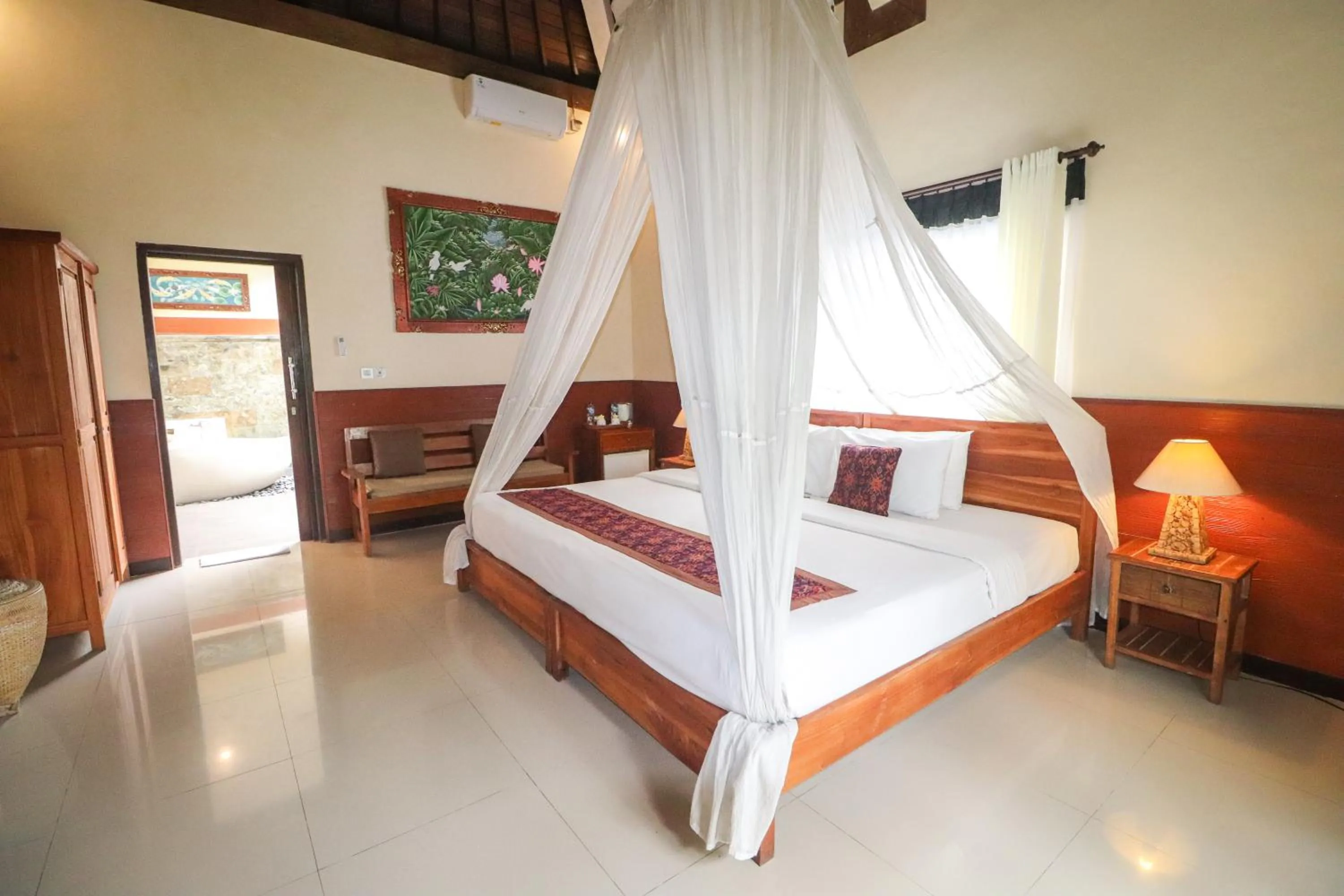 Photo of the whole room, Bed in Villa JJ and Spa Ubud